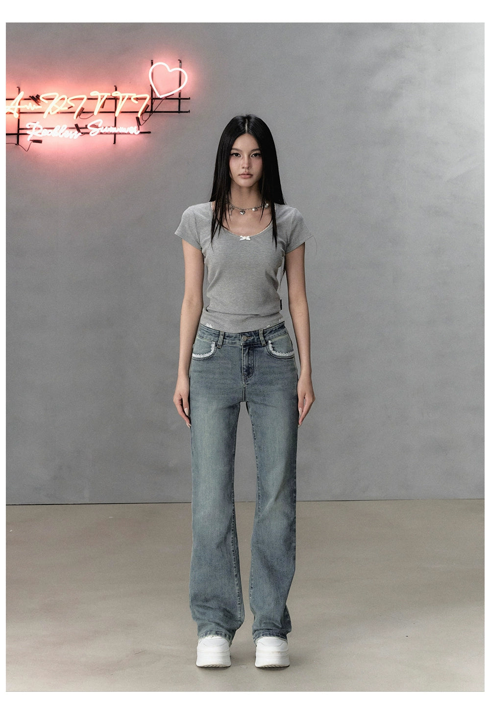 Light Blue Lace Patchwork Embroidered Jeans - CHINASQUAD