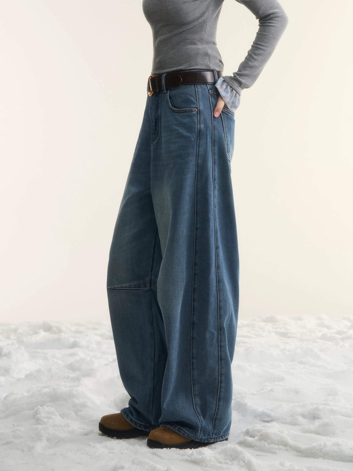 Washed Sculpted Loose-Fit Denim Pants