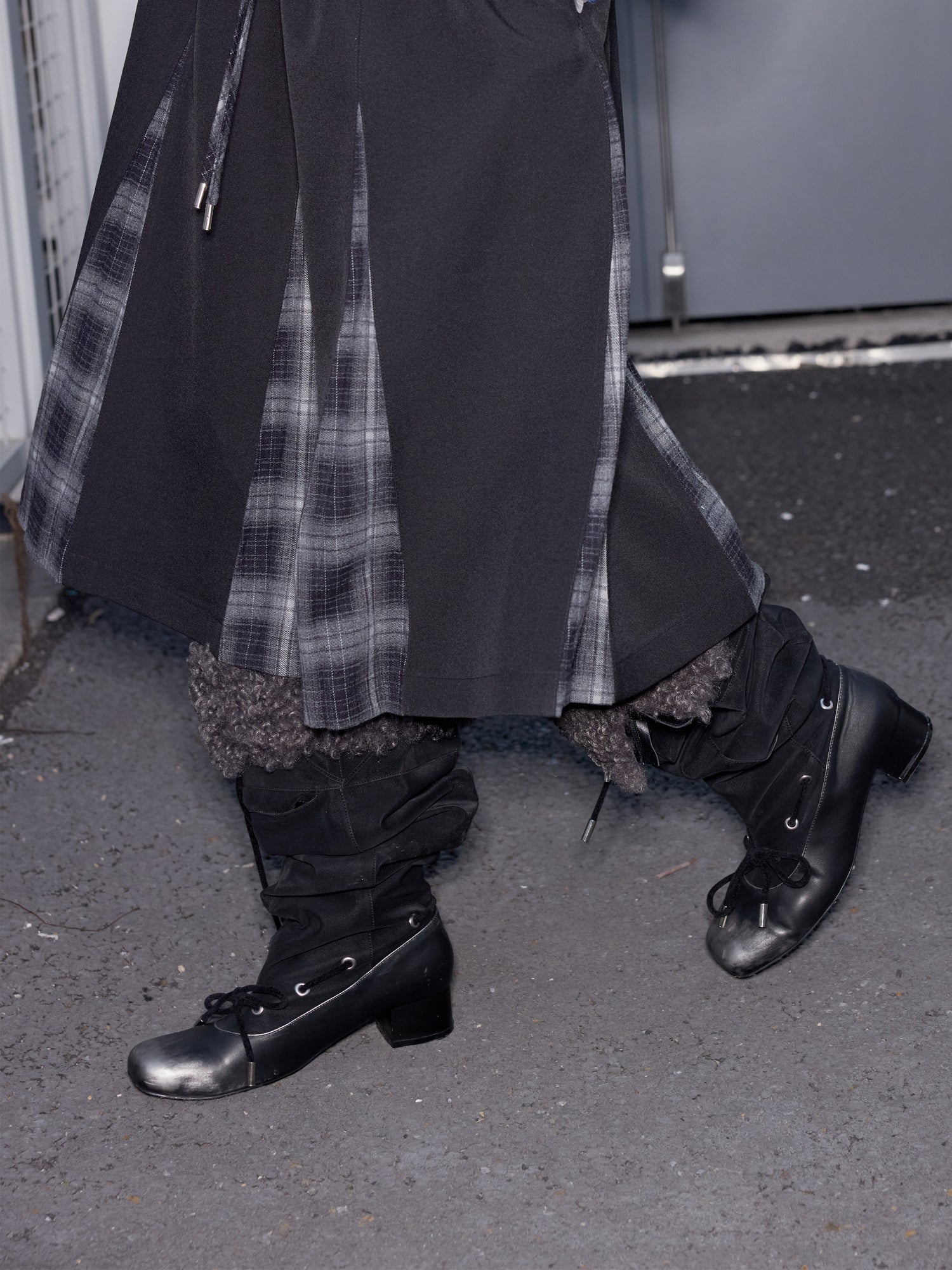 Detachable Fur Collar Suede Knee-High Fashion Boots - CHINASQUAD
