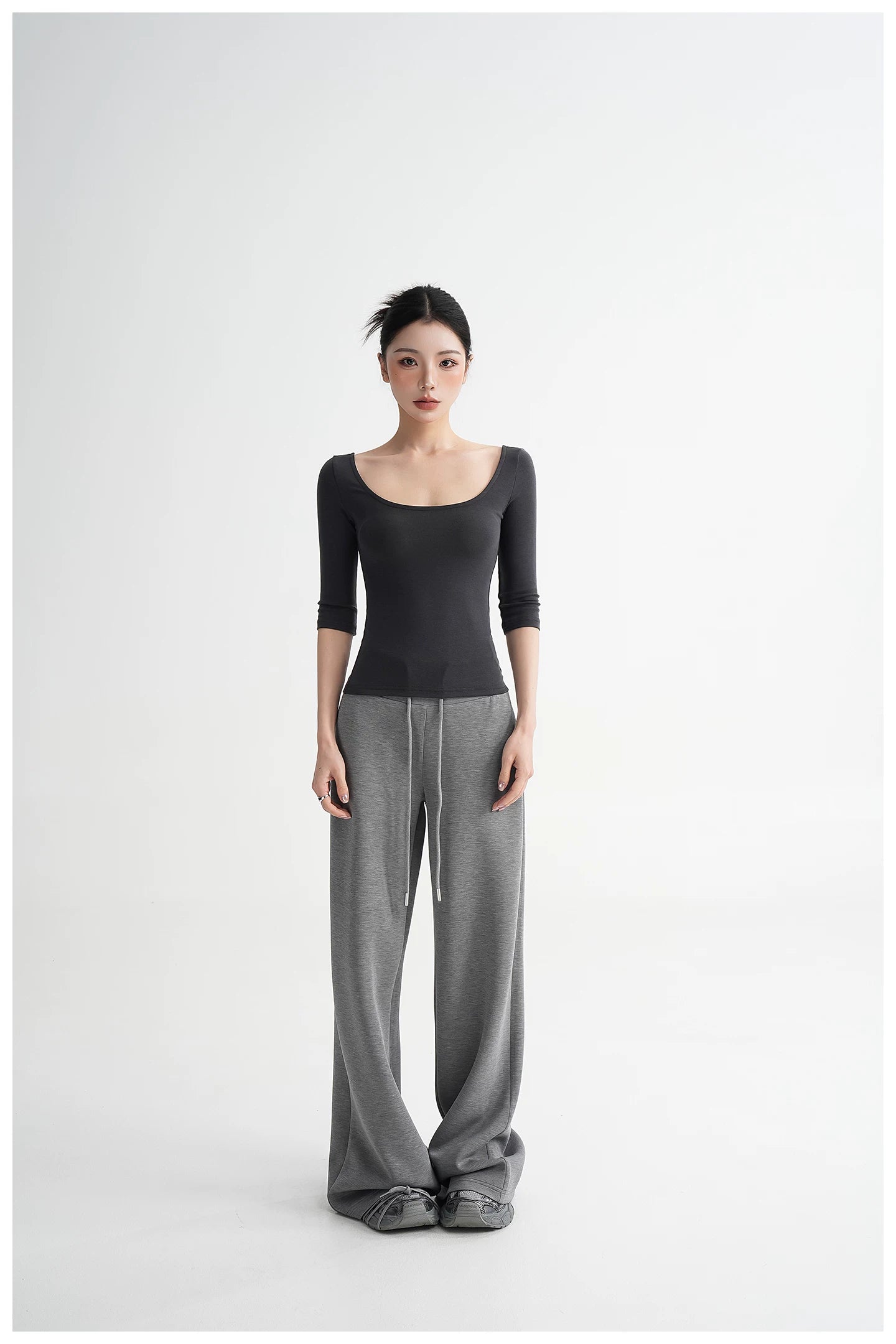 Lyocell Open-Back Fitted Mid-Sleeve T-Shirt