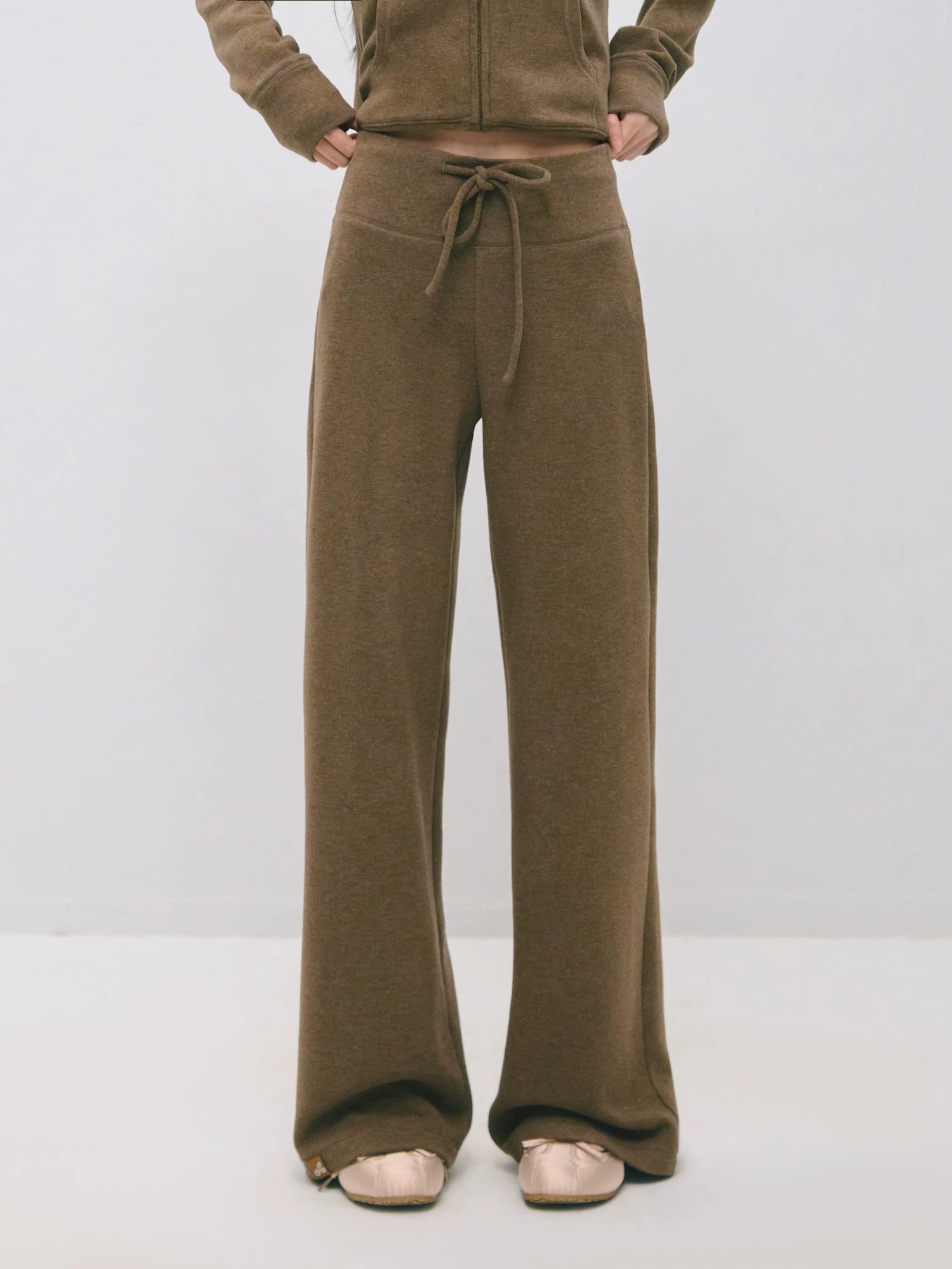 Hooded Sweatshirt & Relaxed Sweatpants Set