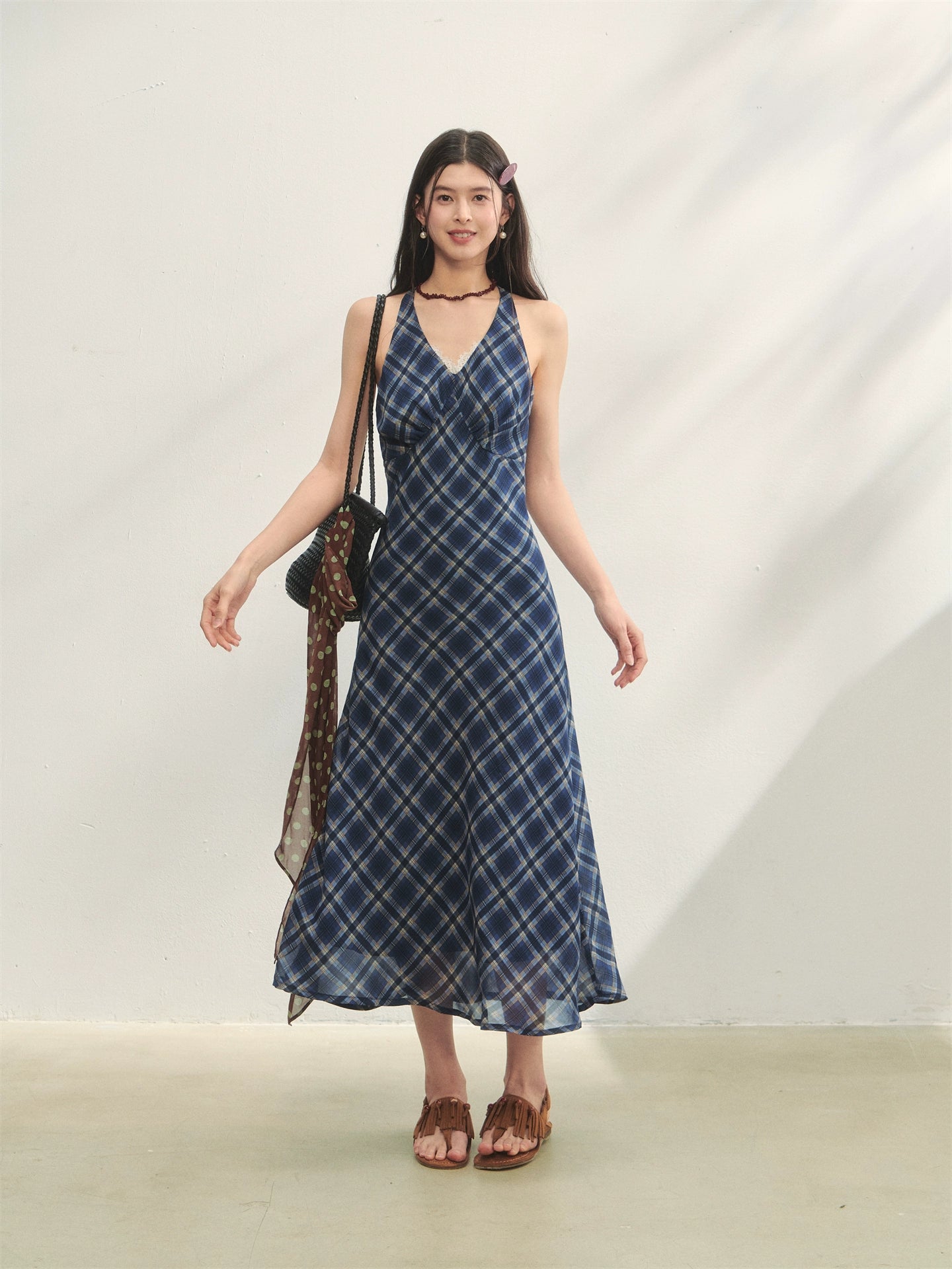 V-Neck Lace Spliced Halter Dress - CHINASQUAD
