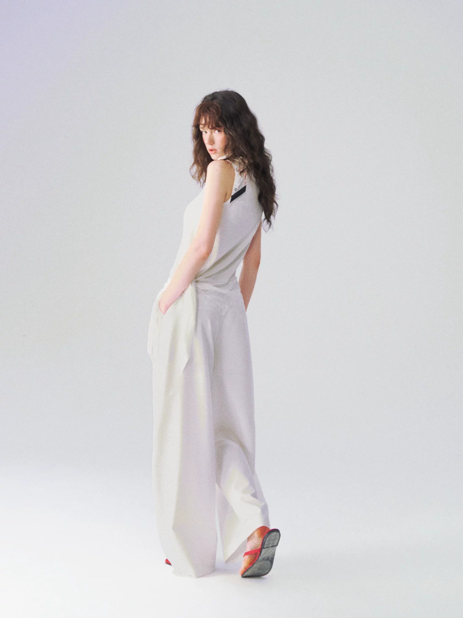 Relaxed Tailored Wide-Leg Trousers
