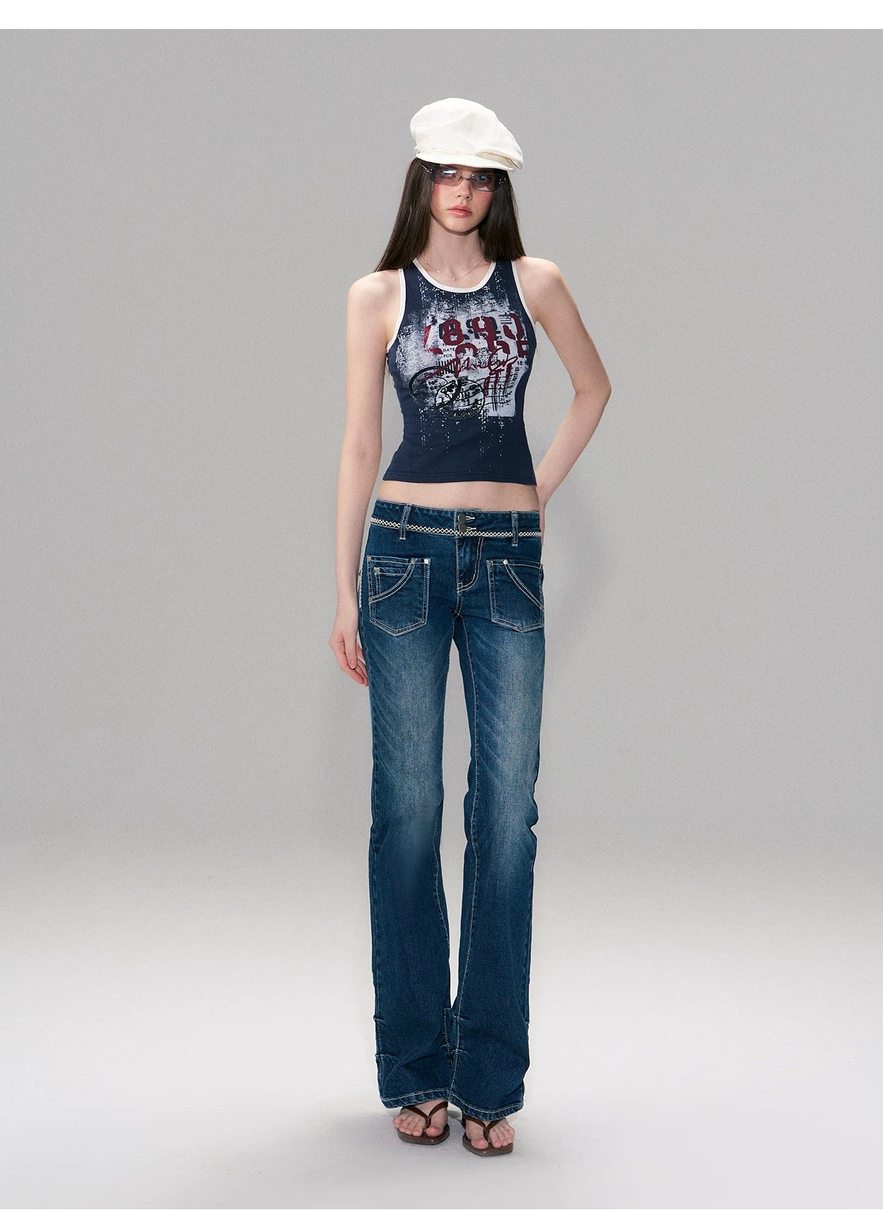 Vintage Graphic Contrast Trim Slim Fit Tank Top