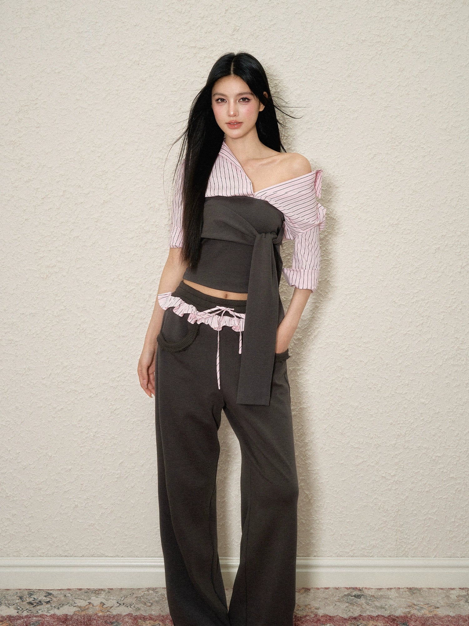 Gray Color-Block Tie Top - CHINASQUAD