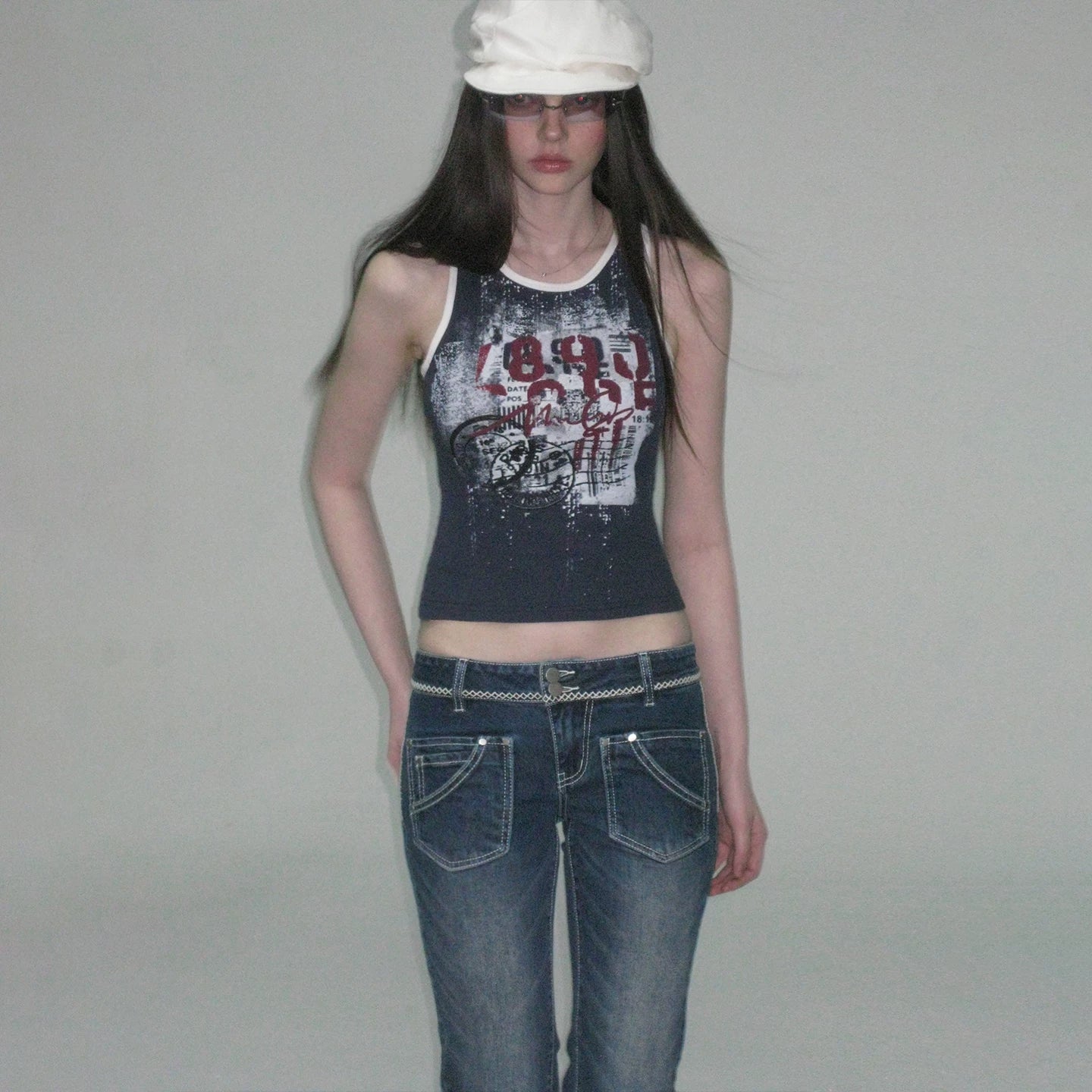 Vintage Graphic Contrast Trim Slim Fit Tank Top