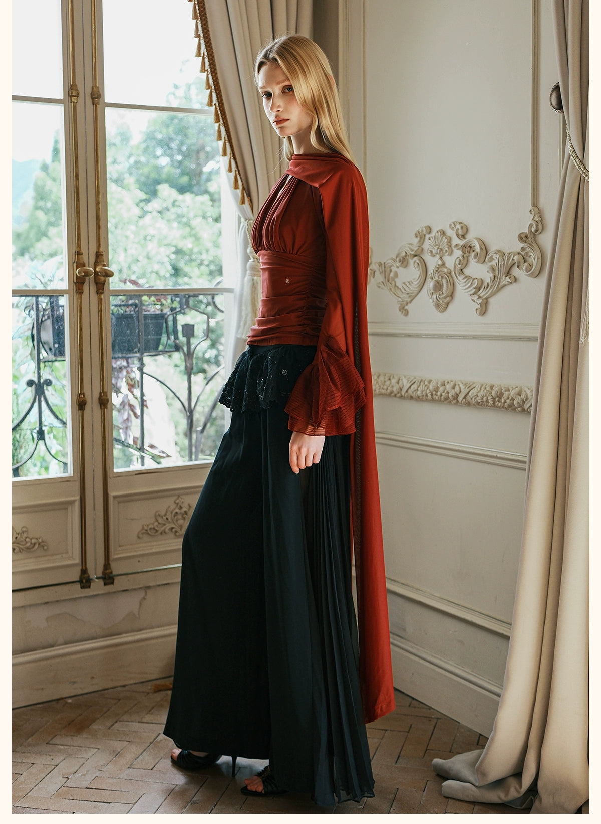 Nina Halter V-Neck Slim Tie Detail Crop Blouse - CHINASQUAD