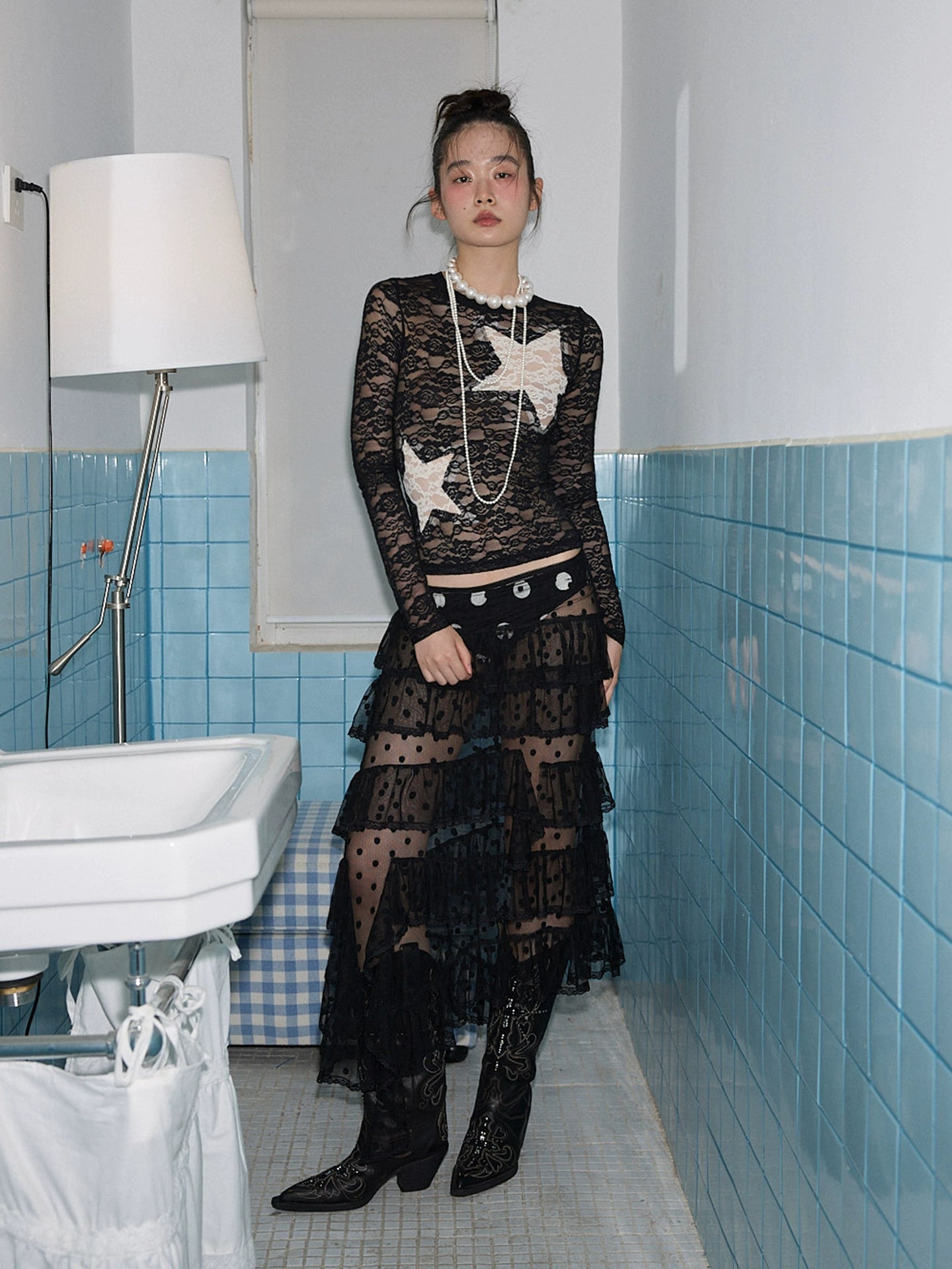 Color-Block Patch Lace Bottoming Top