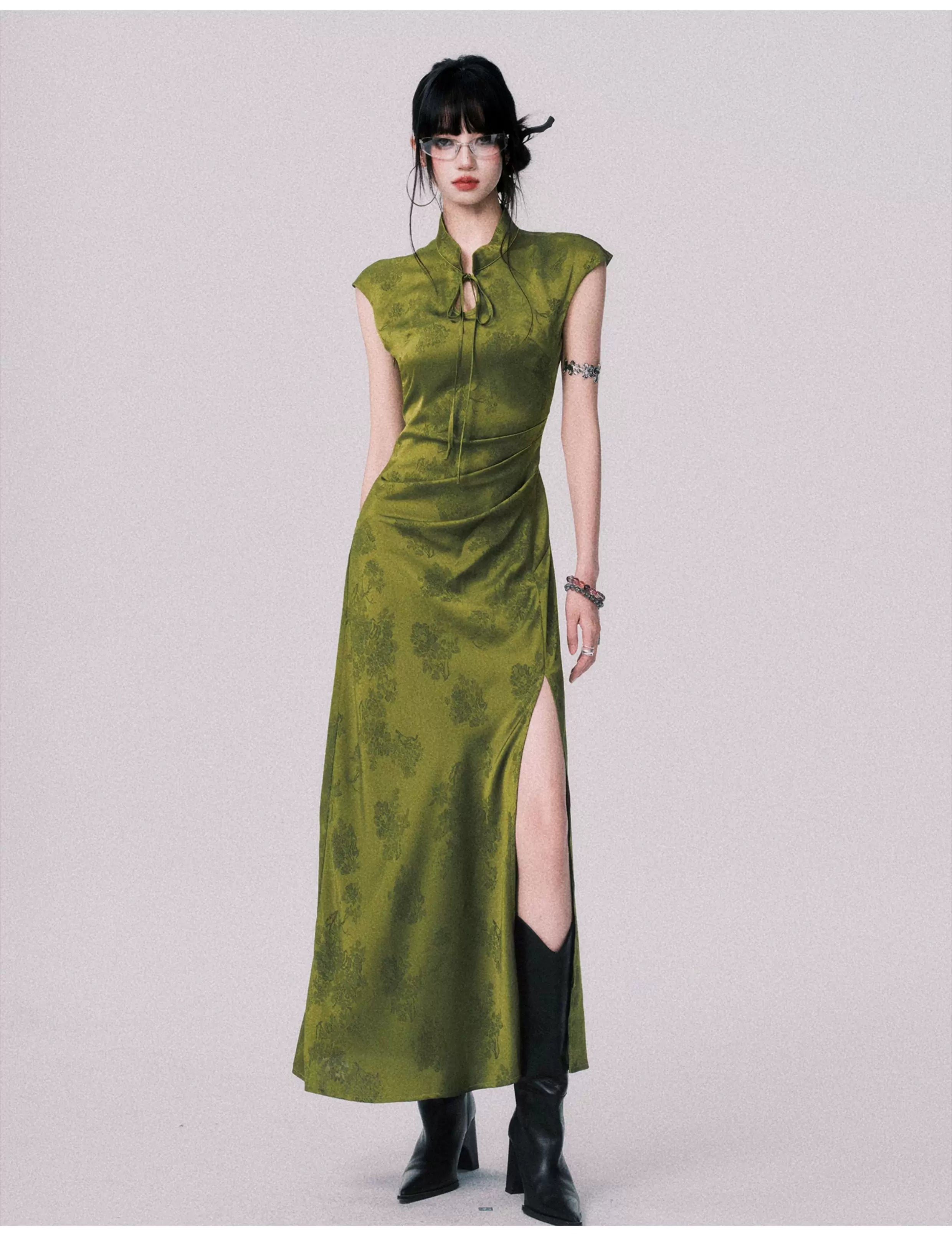 Chinese-Style Slit Cheongsam Maxi Dress