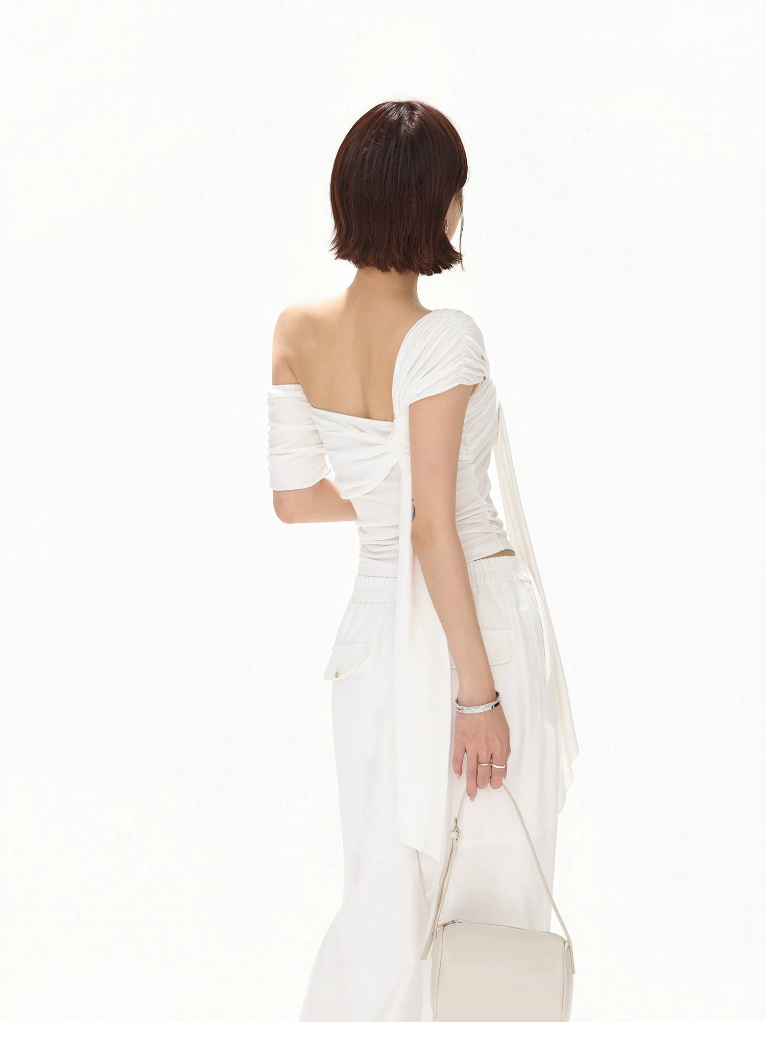 Minimalist Draped One-Shoulder Knit Top