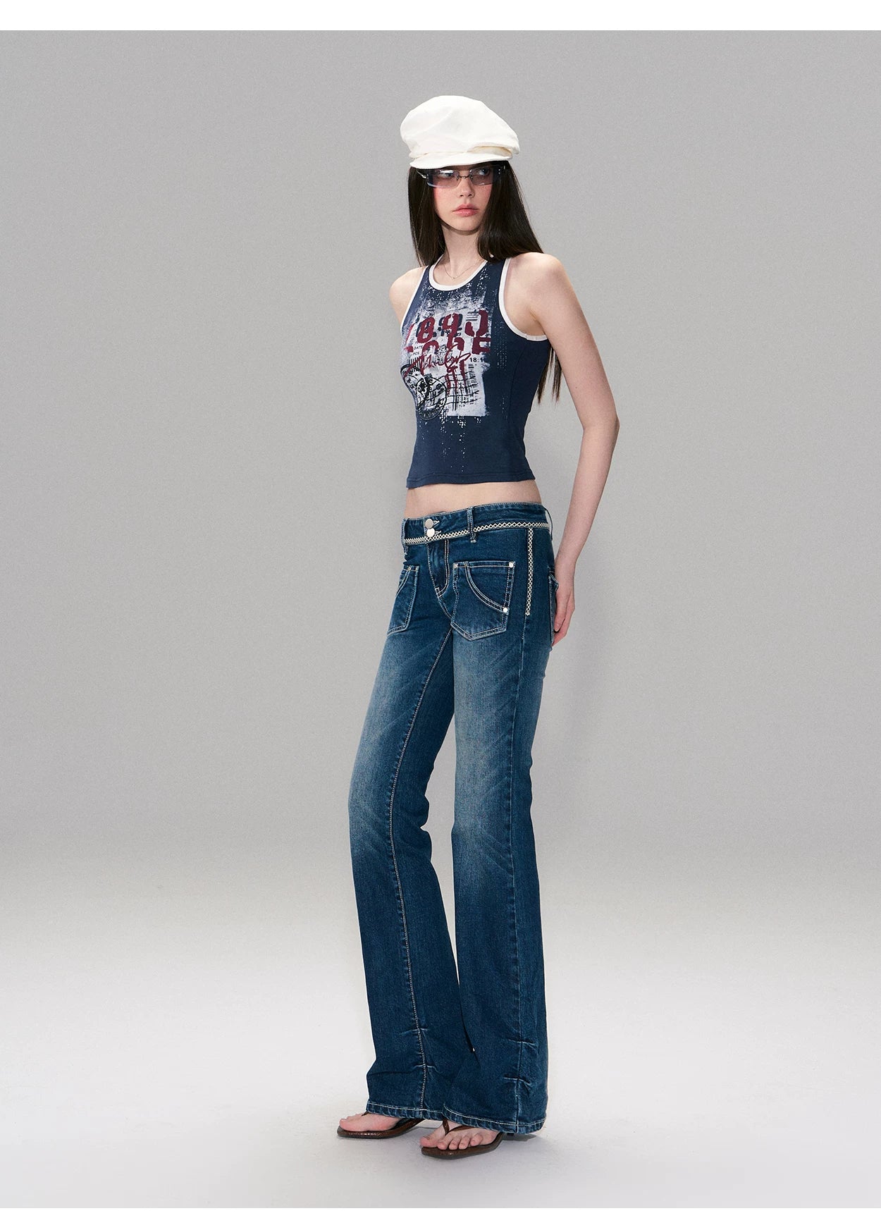 Vintage Graphic Contrast Trim Slim Fit Tank Top