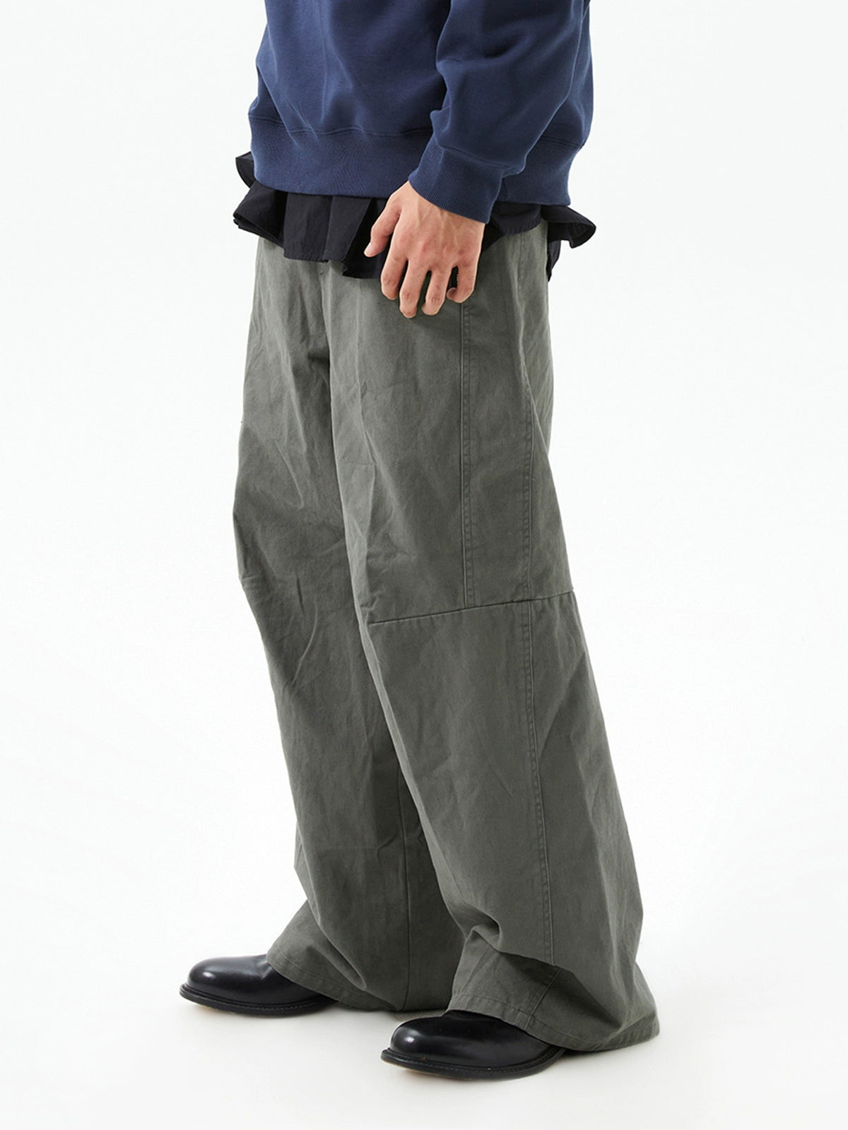 Black & Green Relaxed Straight-Leg Pants - CHINASQUAD