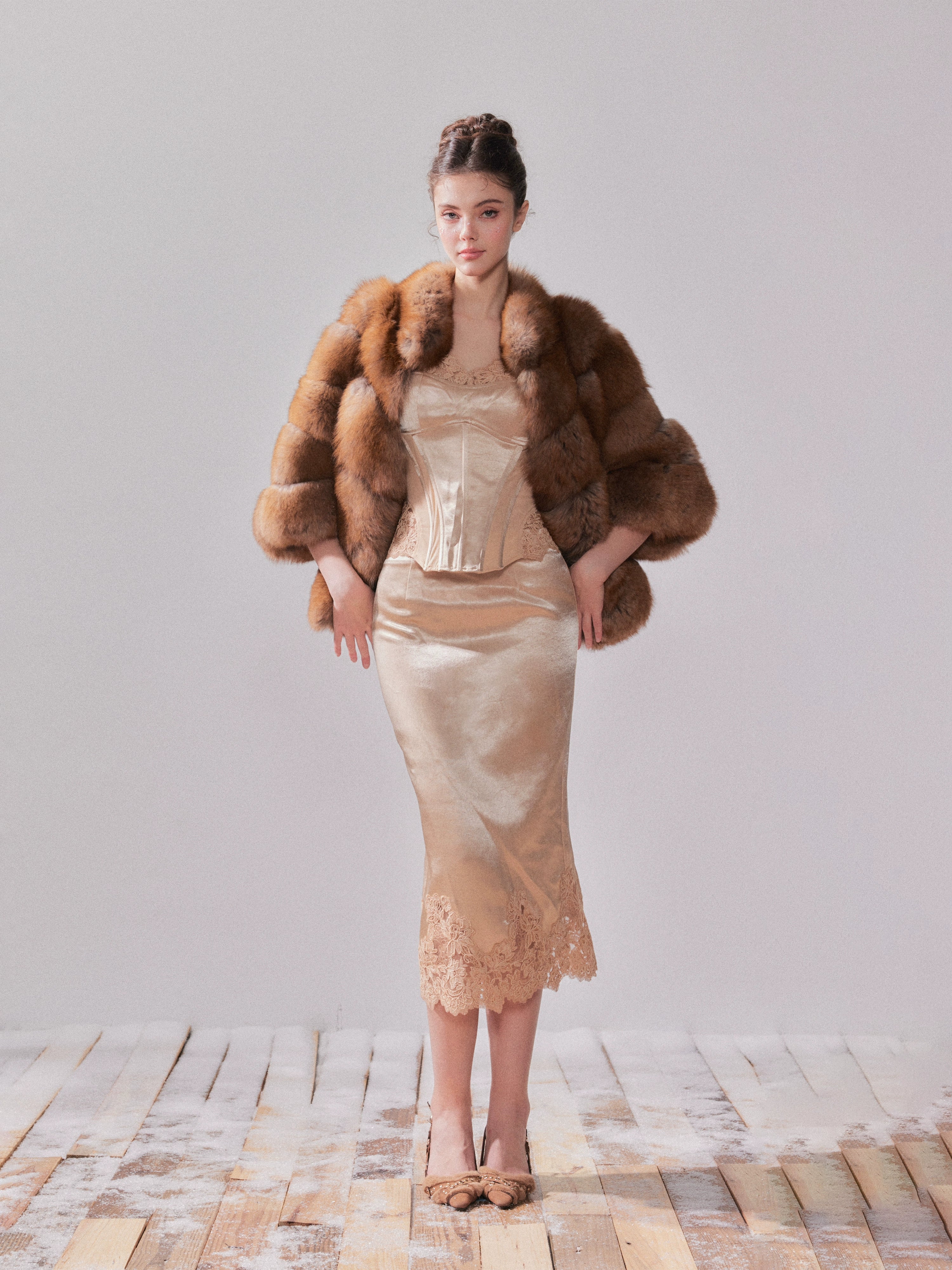 Gilded Amber Saga Fox Fur Short Coat