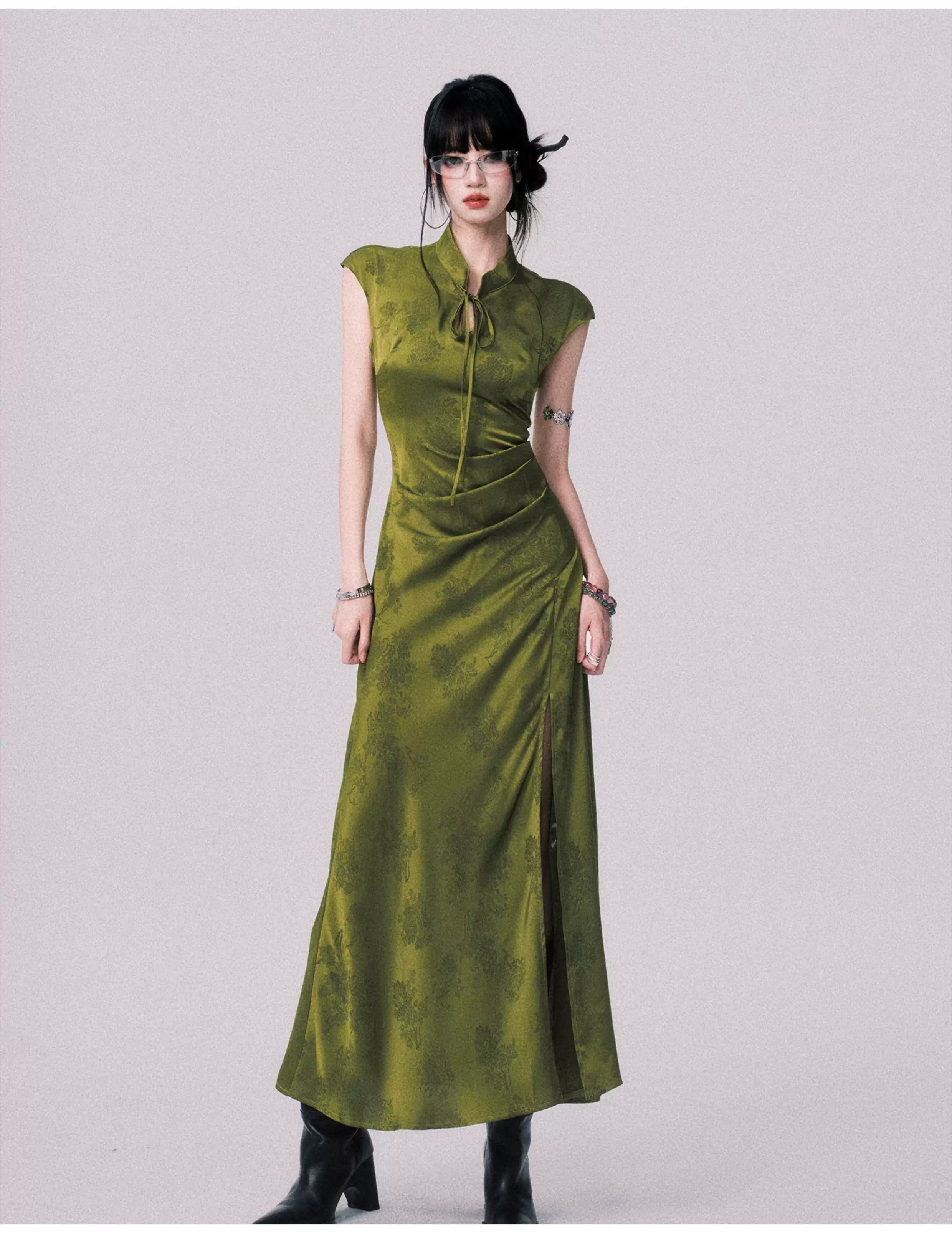 Chinese-Style Slit Cheongsam Maxi Dress