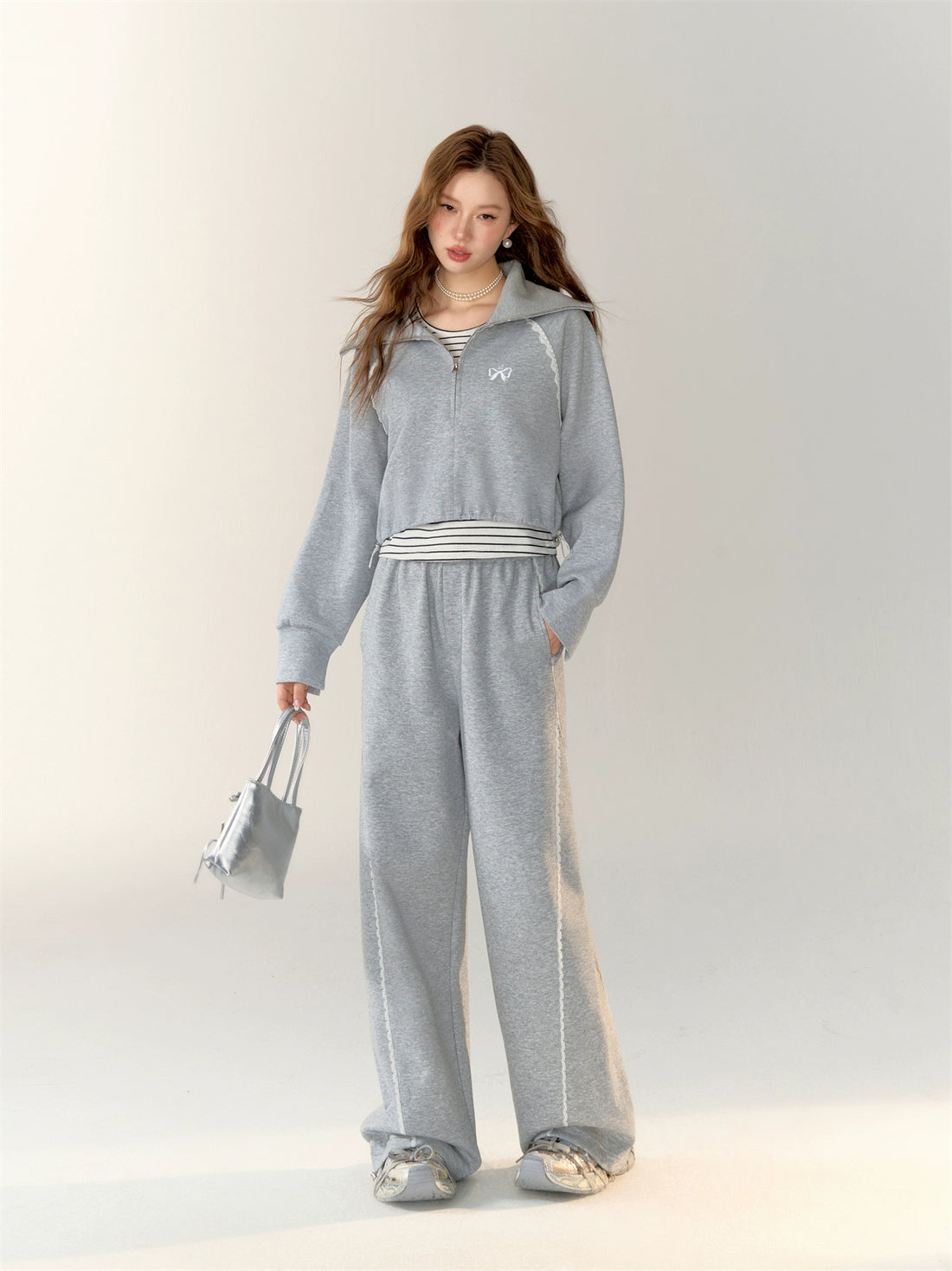 Two-Piece Embroidered Cropped Hoodie - CHINASQUAD