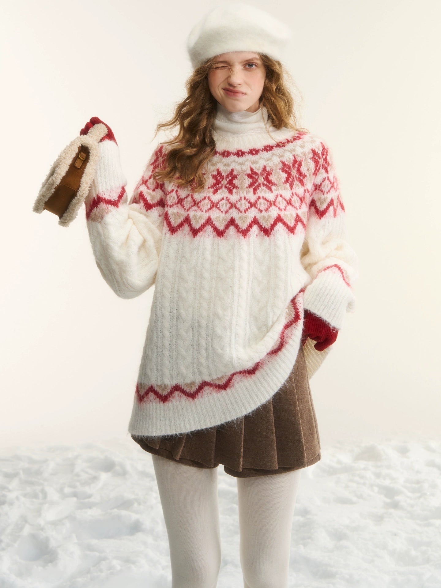 Lambswool Cable-Knit Crewneck Sweater