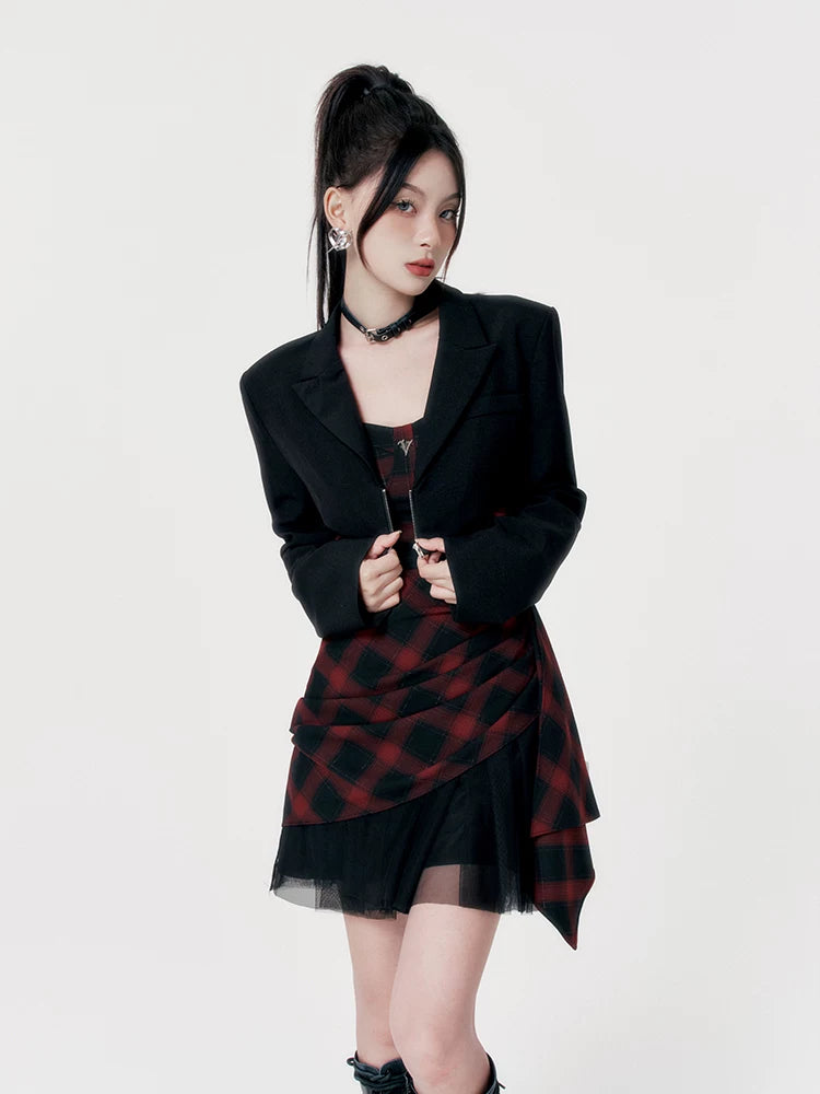 Red-Black Plaid Waist-Defining Dress