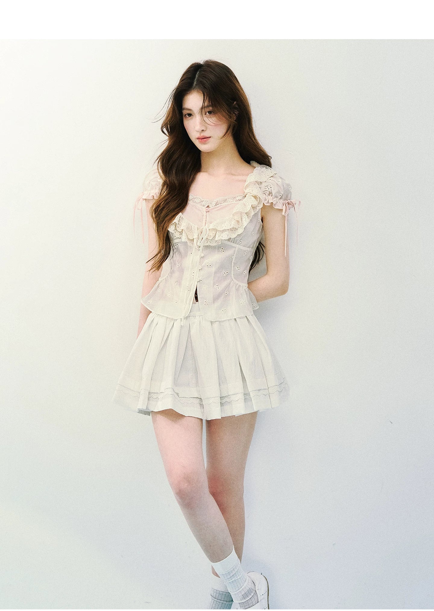 Layered Lace Lyocell Puff Sleeve Blouse