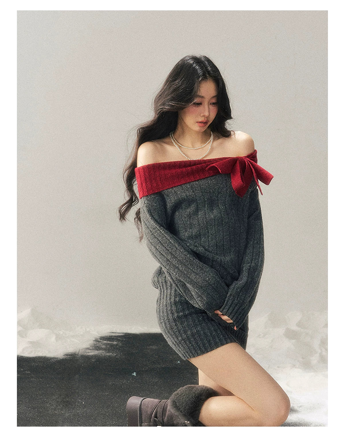 Off-Shoulder American-Style Knit Mini Dress