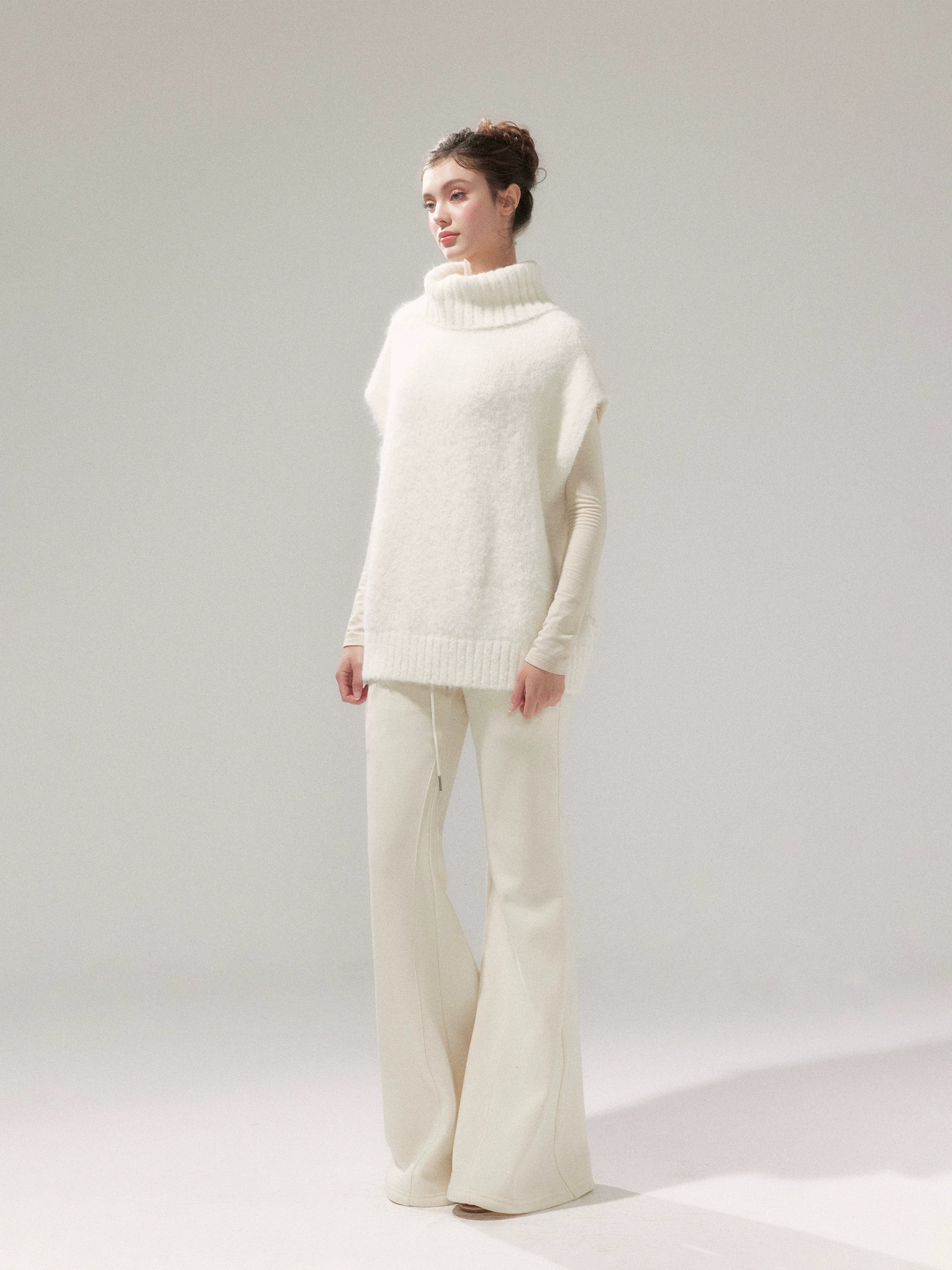 High-Neck Oversized Knit Pullover Turtleneck