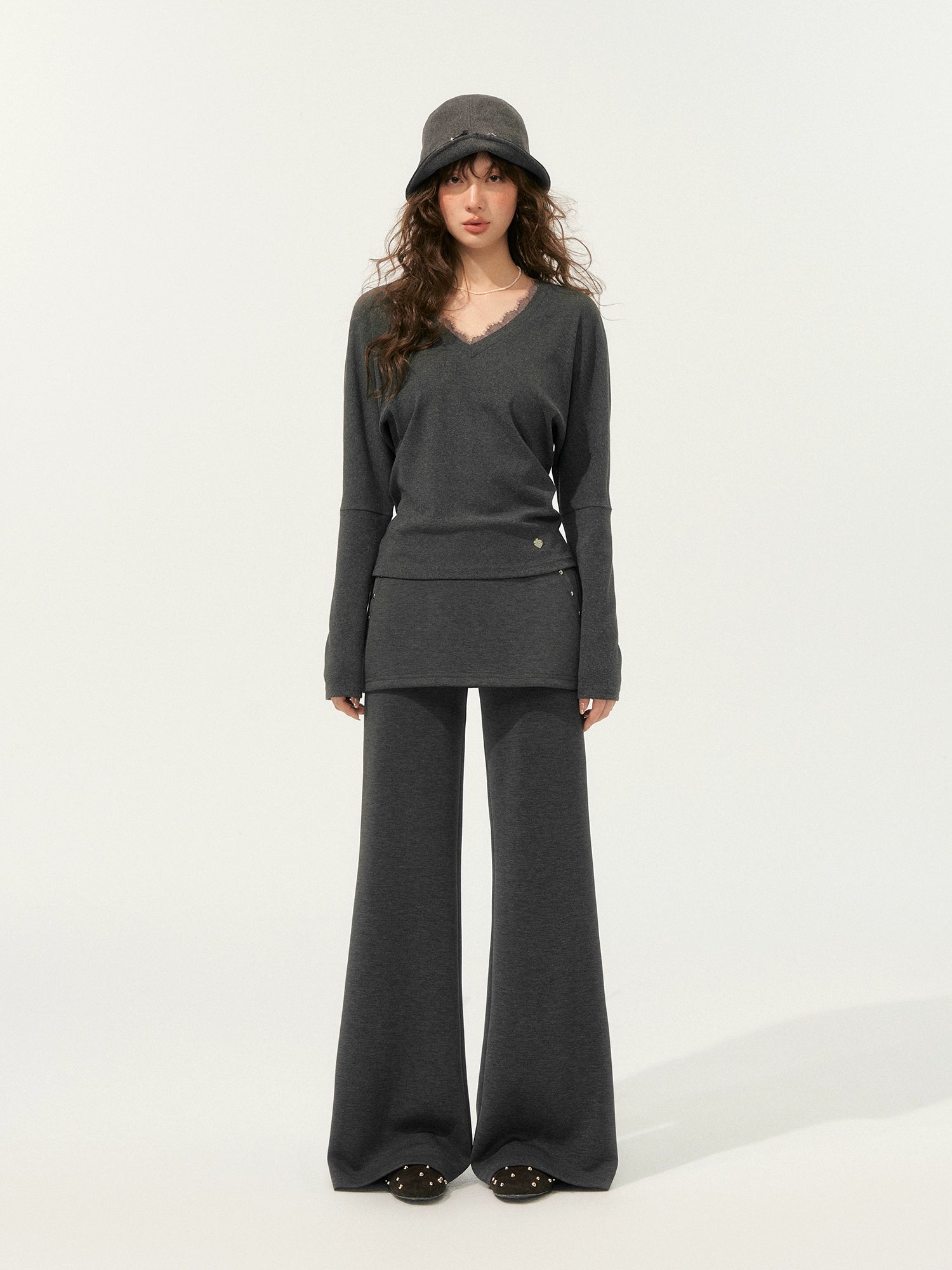 Lace Spliced Fake Two-Piece Knit Sweater