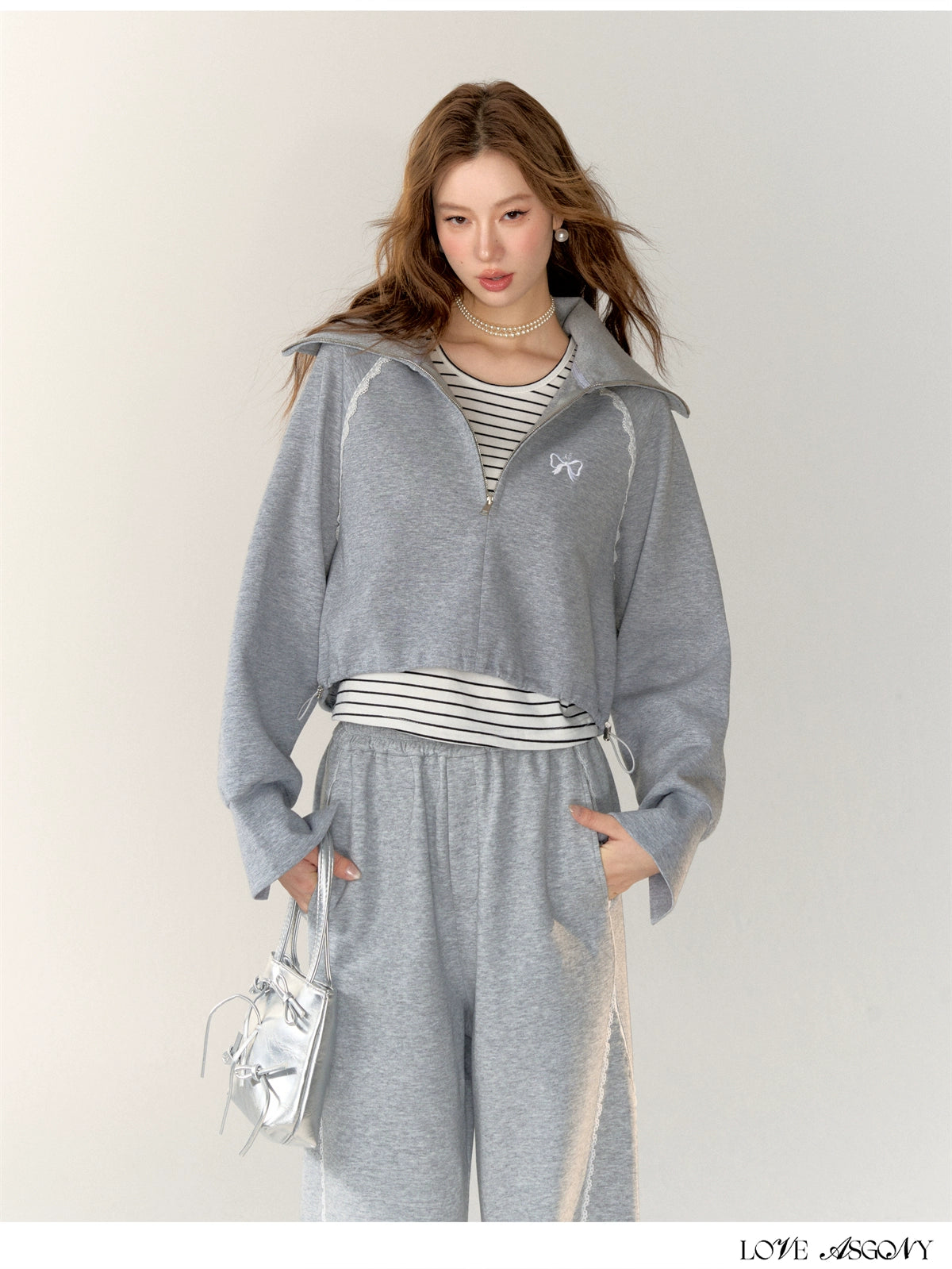 Two-Piece Embroidered Cropped Hoodie - CHINASQUAD