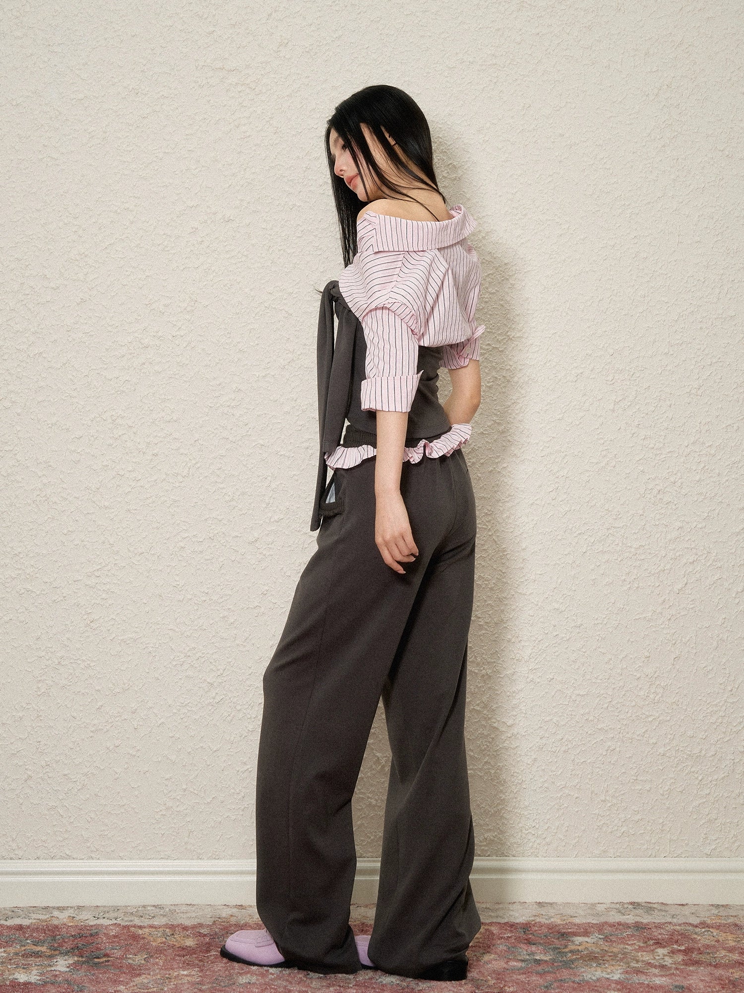 Gray Color-Block Tie Top - CHINASQUAD