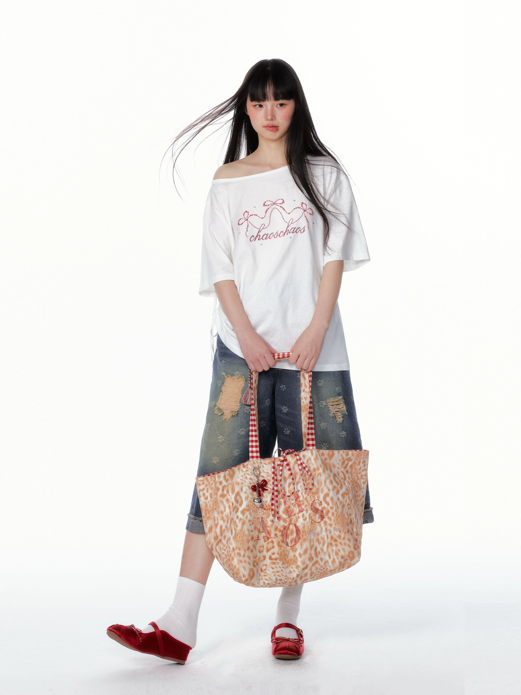 Asymmetric Bow & Pearl Off-Shoulder T-Shirt