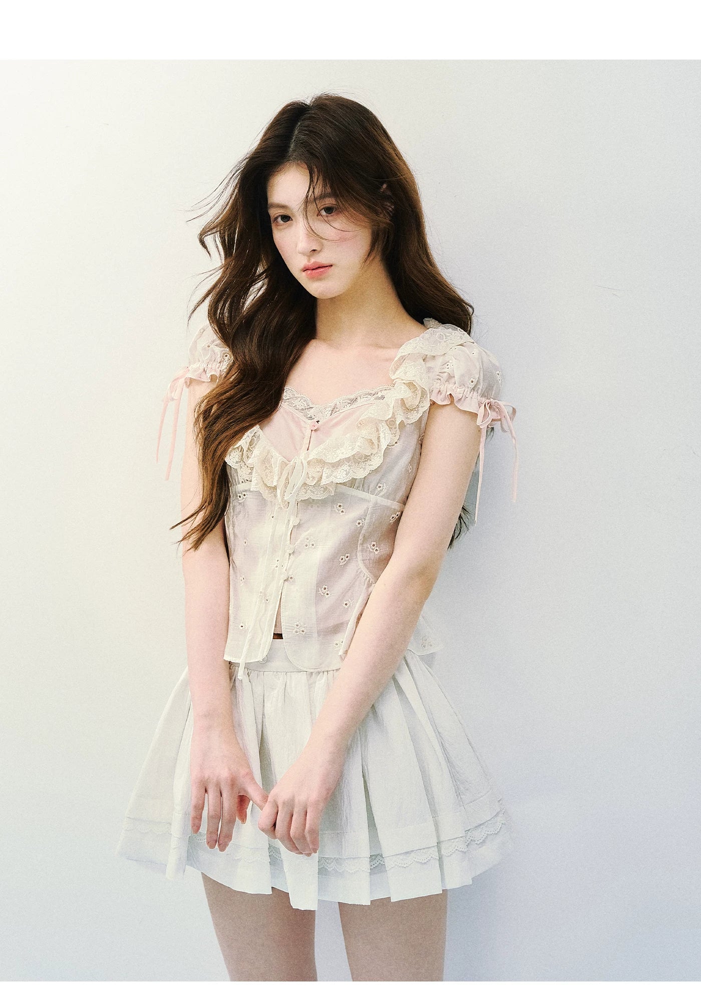 Layered Lace Lyocell Puff Sleeve Blouse
