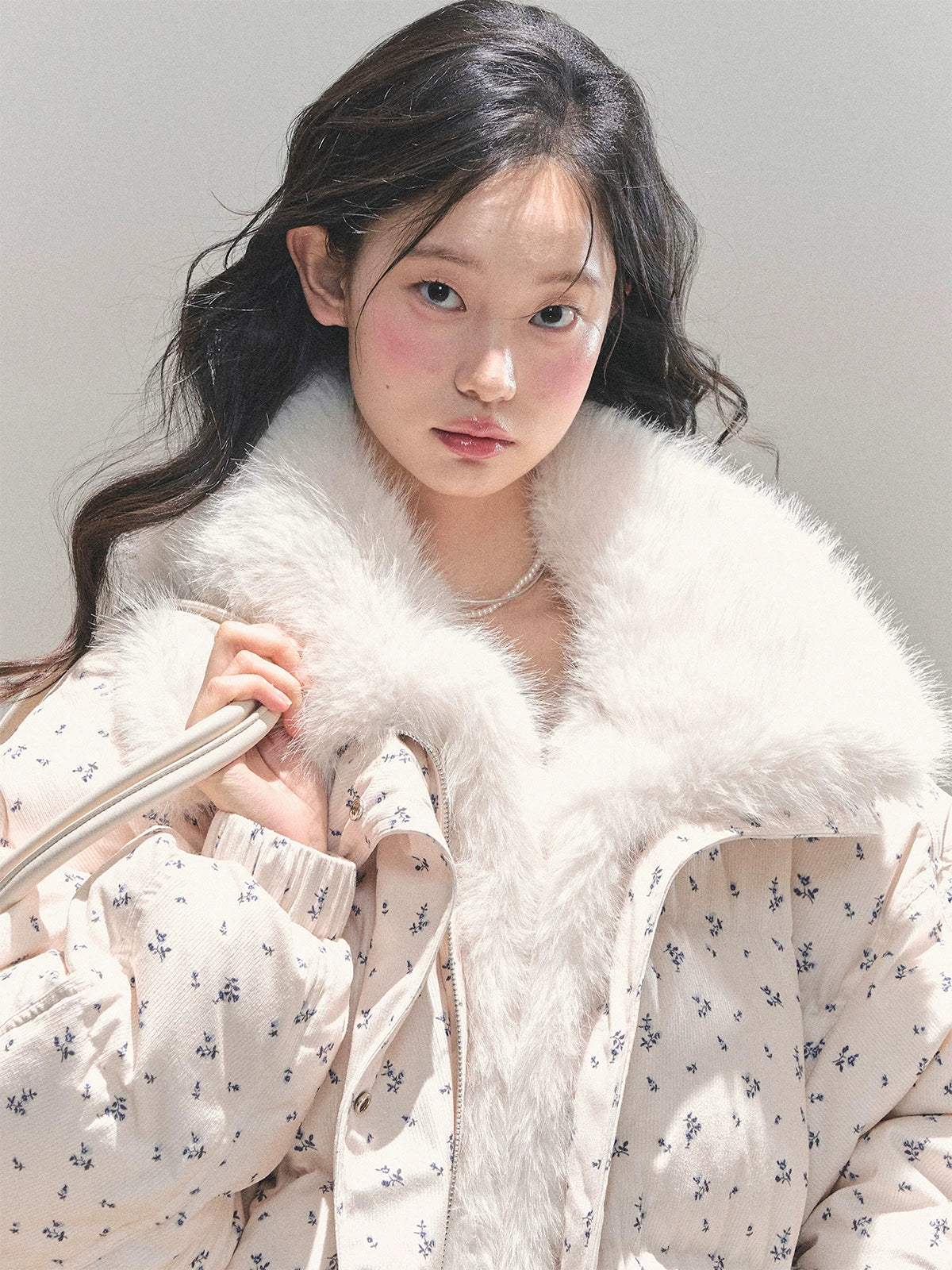 Short White Duck Down Puffer Jacket