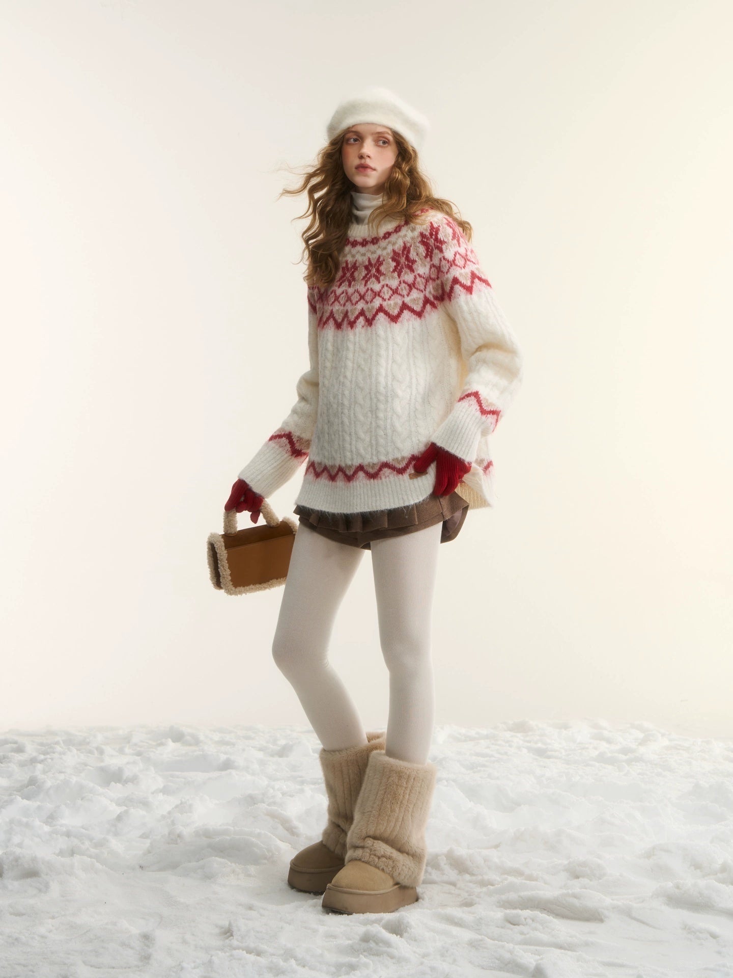 Lambswool Cable-Knit Crewneck Sweater