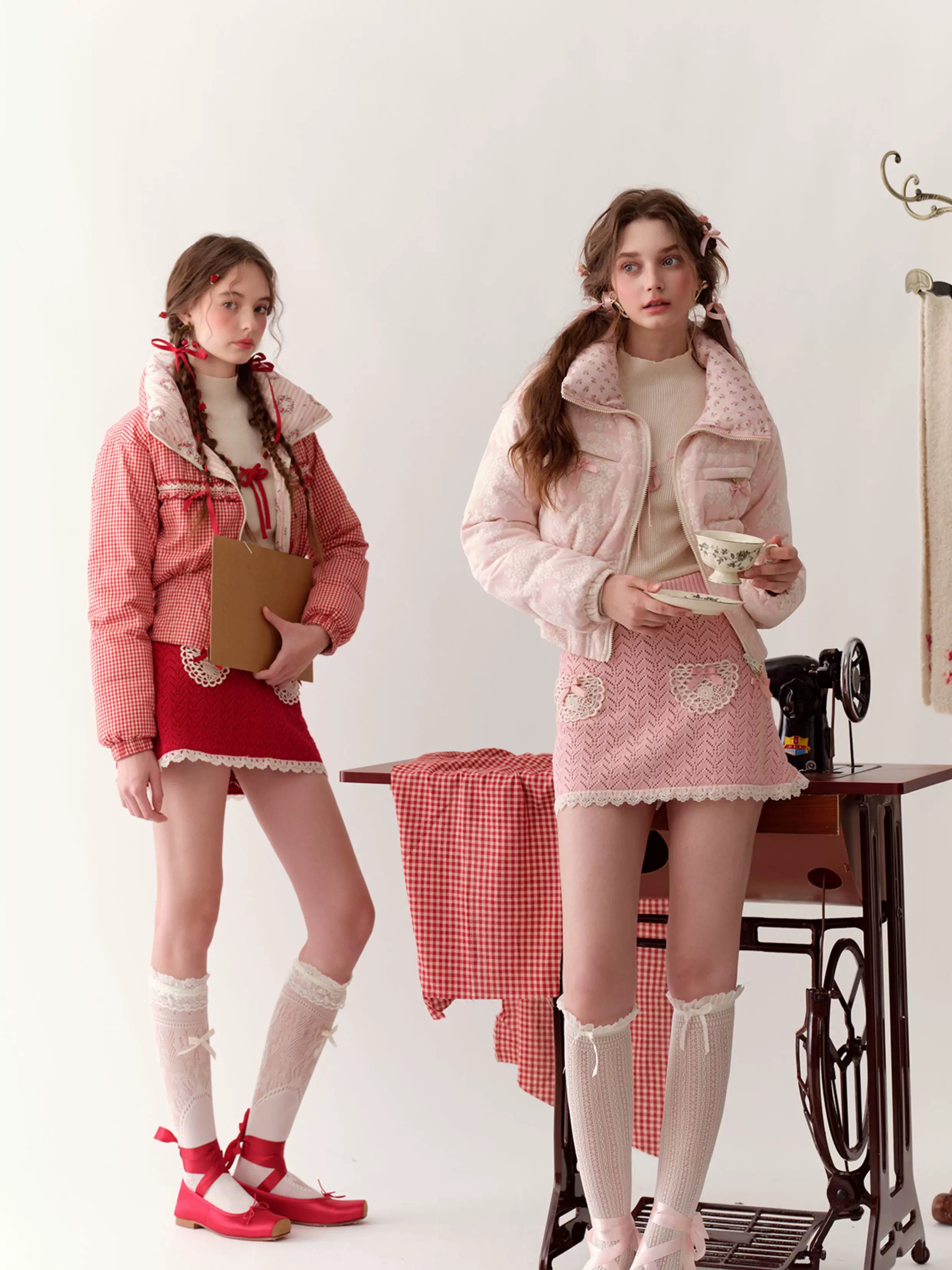 Berry Donut Reversible Cropped Down Jacket