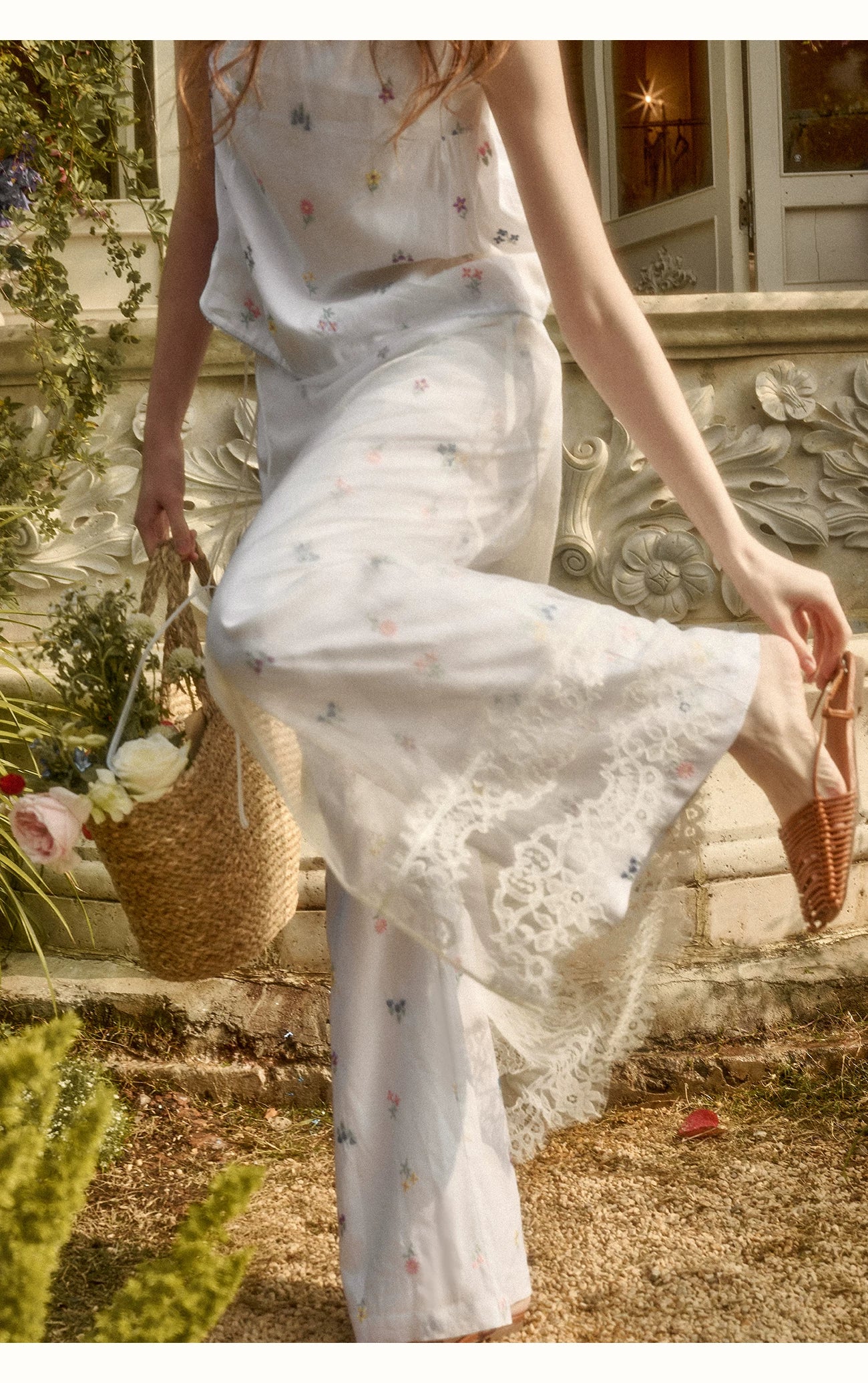 Botanical Linen Embroidered Set