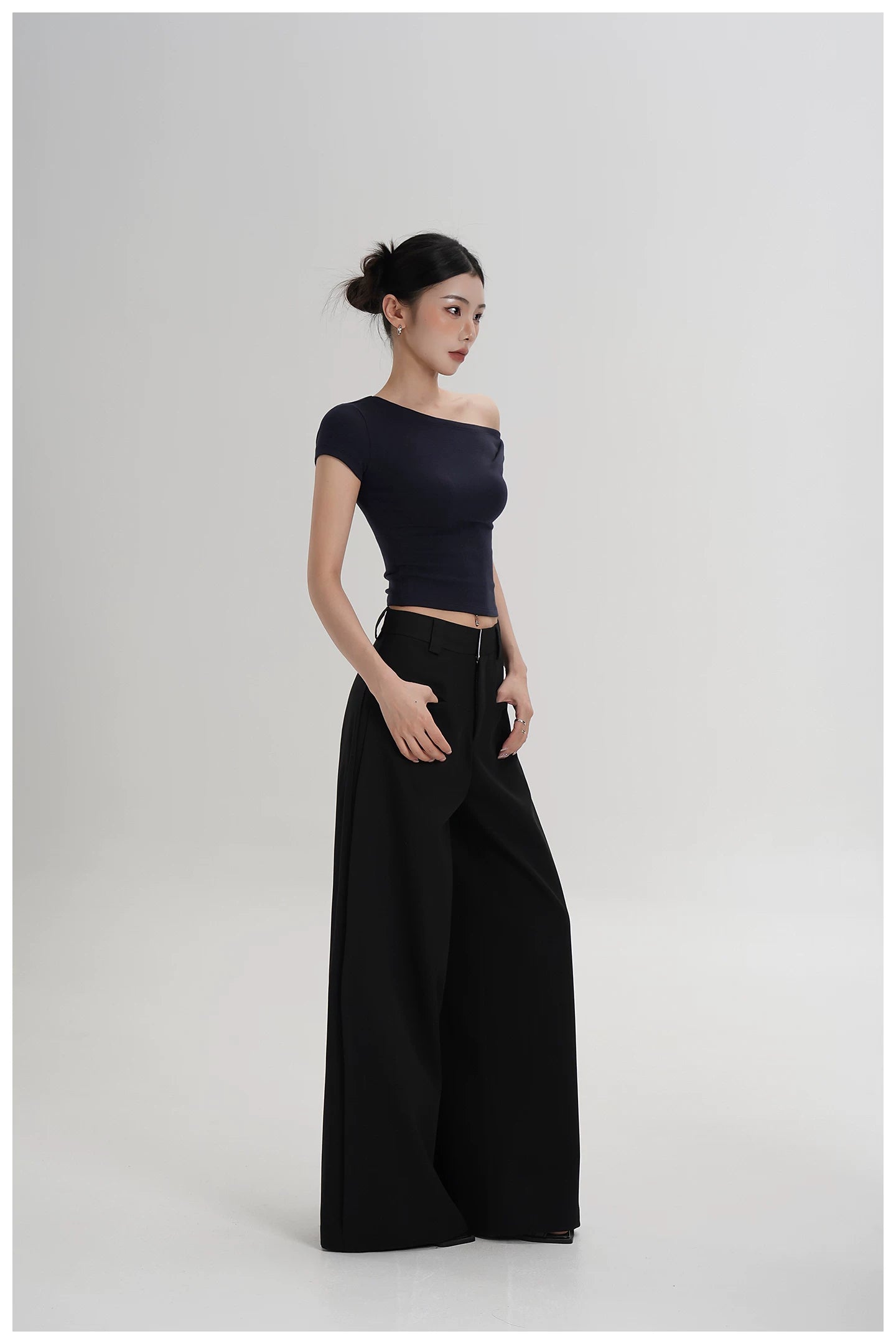 Asymmetric Off-Shoulder Cropped Tee