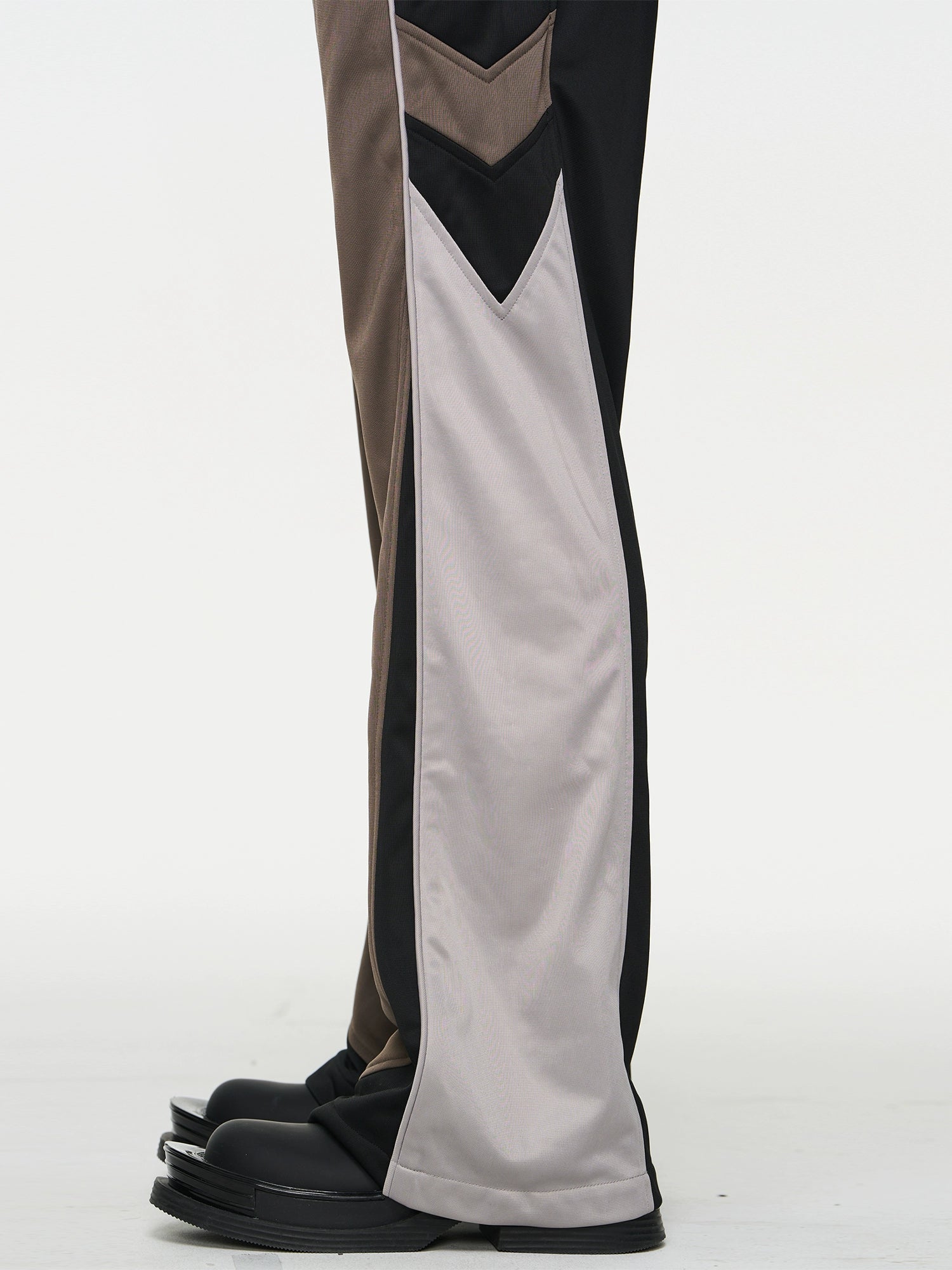 Color-Block Embroidered Straight-Leg Pants - CHINASQUAD