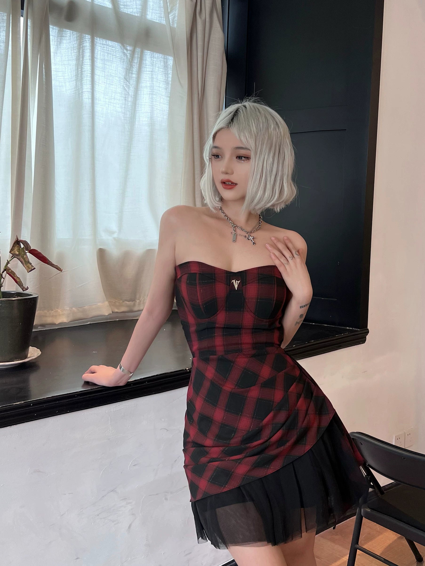 Red-Black Plaid Waist-Defining Dress