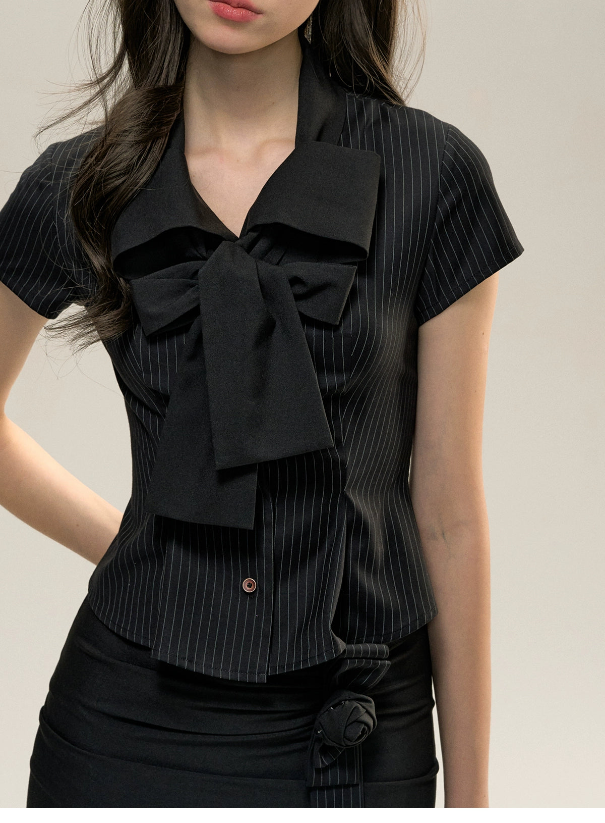Black Striped Collegiate-style Butterfly Collar Shirt - CHINASQUAD