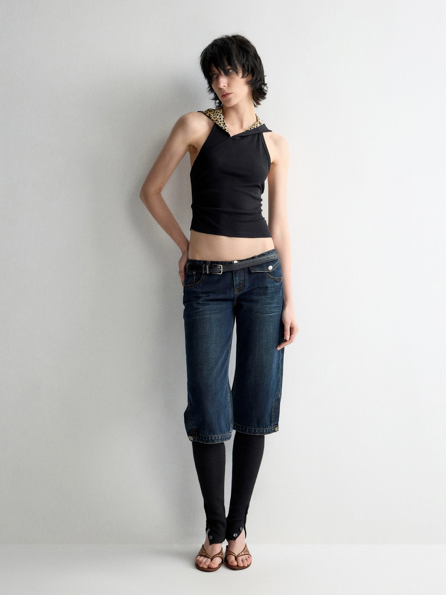 Ultra-Low Waist Straight-Leg Bermuda Jeans - CHINASQUAD