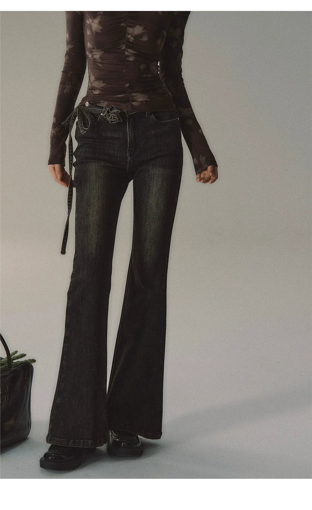 Vintage Distressed Flared Denim Jeans - CHINASQUAD