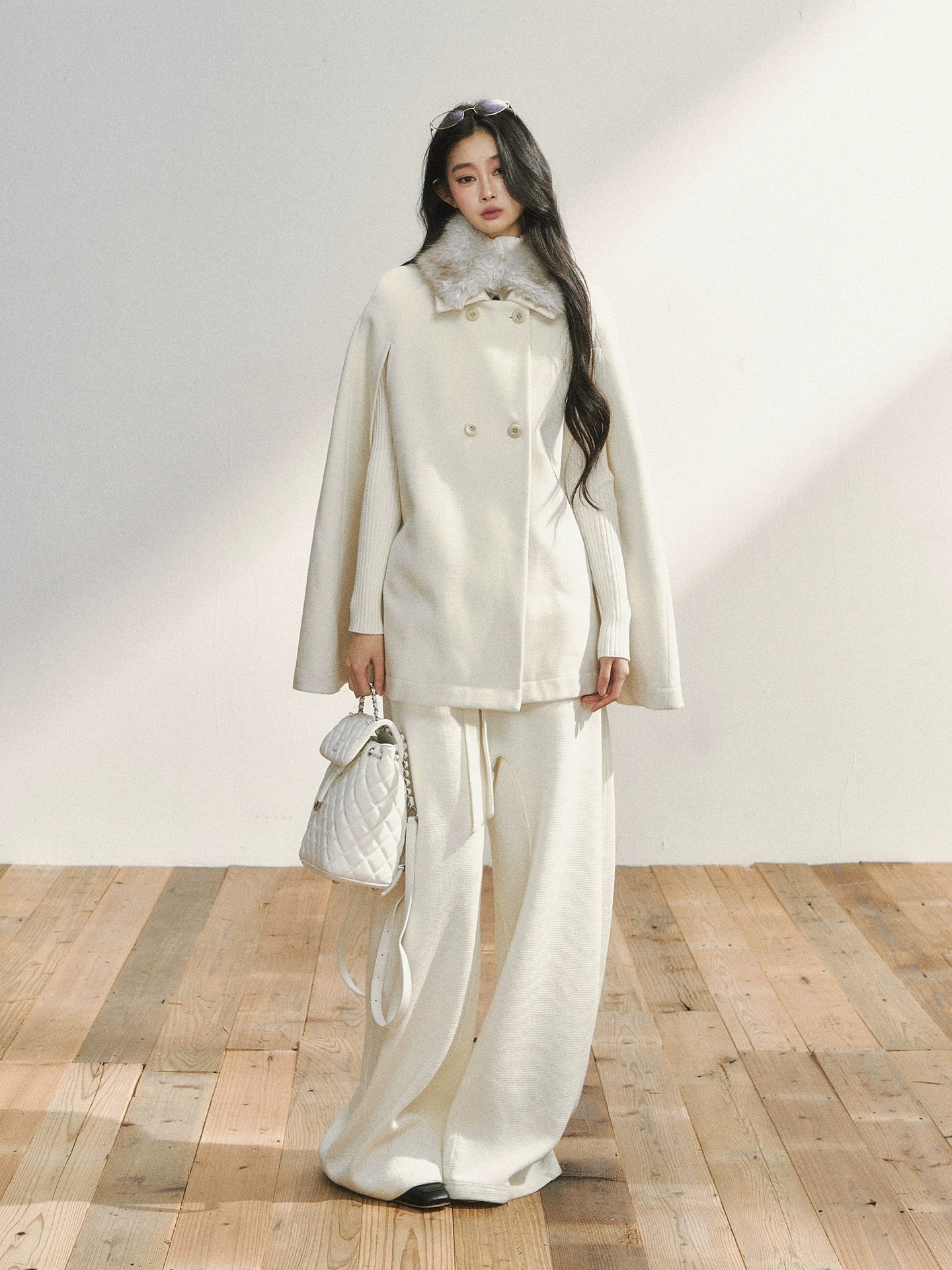 White Minimalist Relaxed Draped Pants - CHINASQUAD