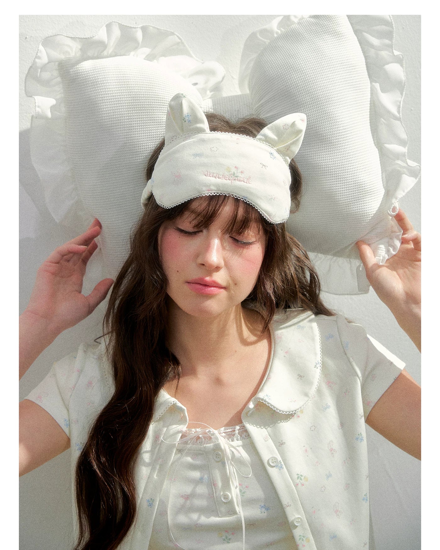 Vintage Hand-Drawn Floral Sleep & Hair Accessory Set