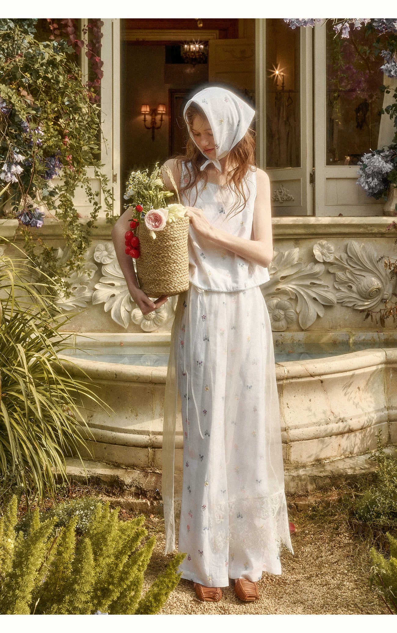 Botanical Linen Embroidered Set