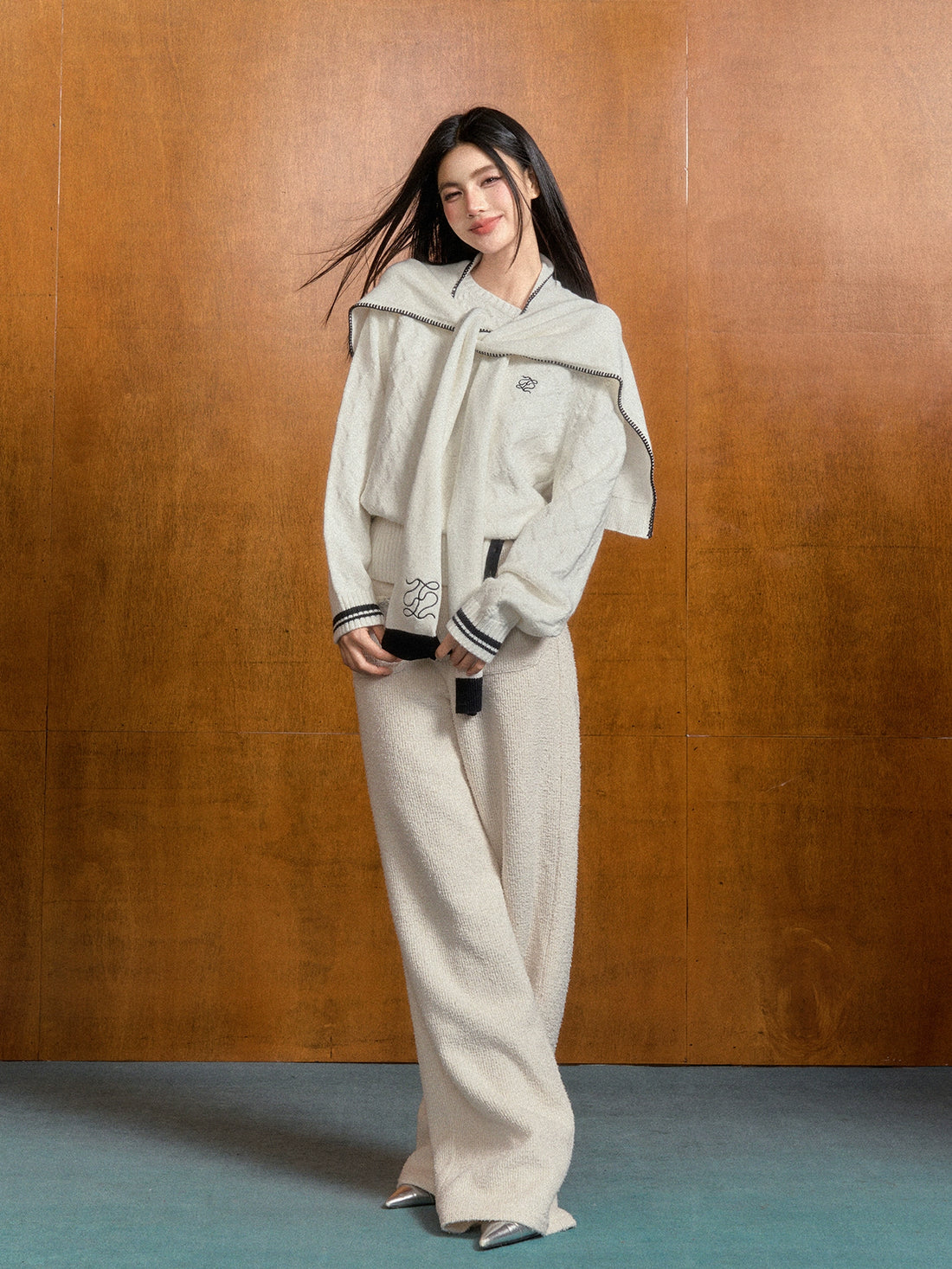 Off-Shoulder Asymmetrical Diamond Knit Sweater & Shawl Set - CHINASQUAD