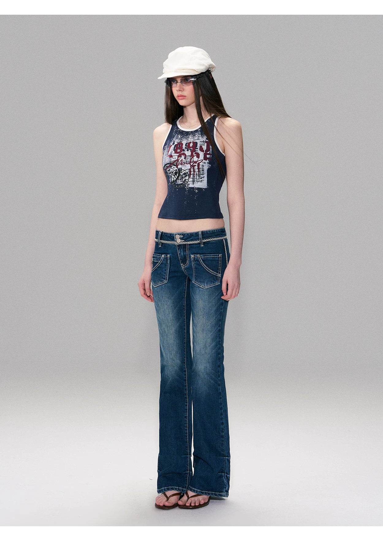 Vintage Graphic Contrast Trim Slim Fit Tank Top