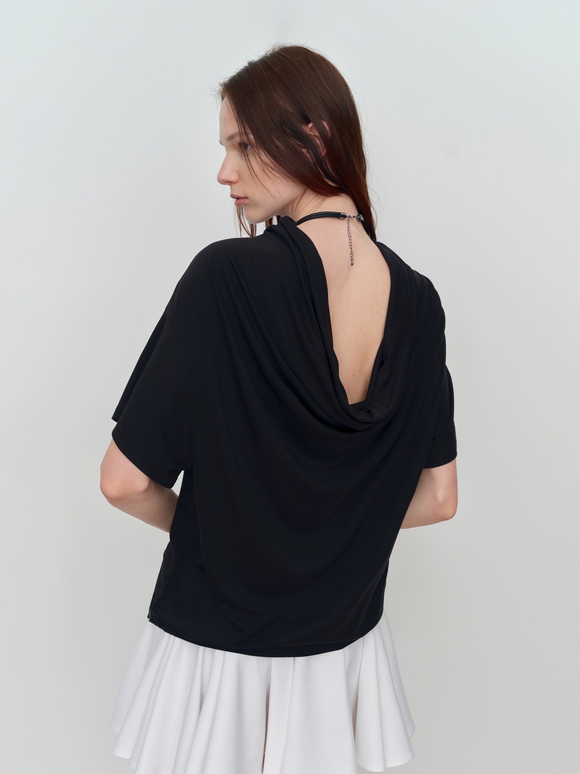 Slant One-Shoulder Swing Neck T-Shirt