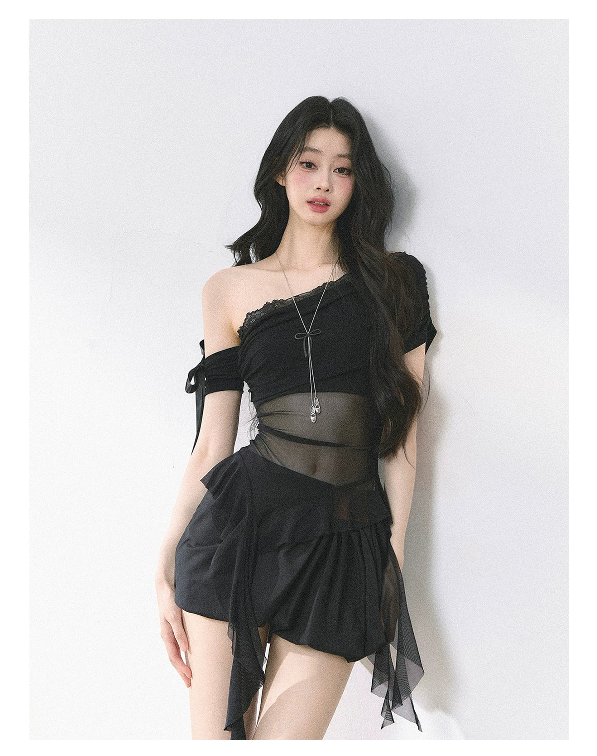 Off-Shoulder Mesh Short-Sleeve T-Shirt