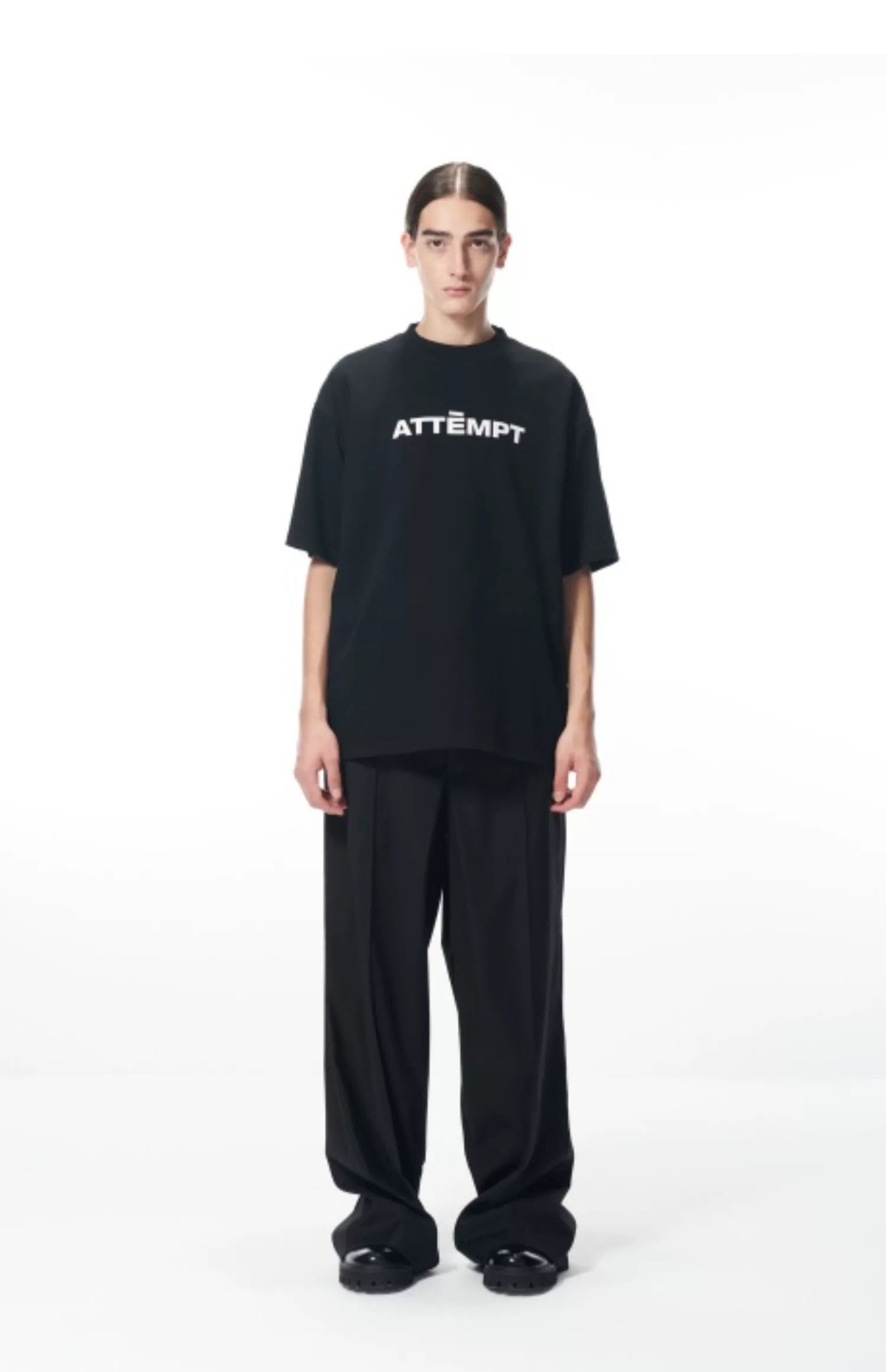 Essential Logo Solid Short Sleeve T-Shirt - CHINASQUAD