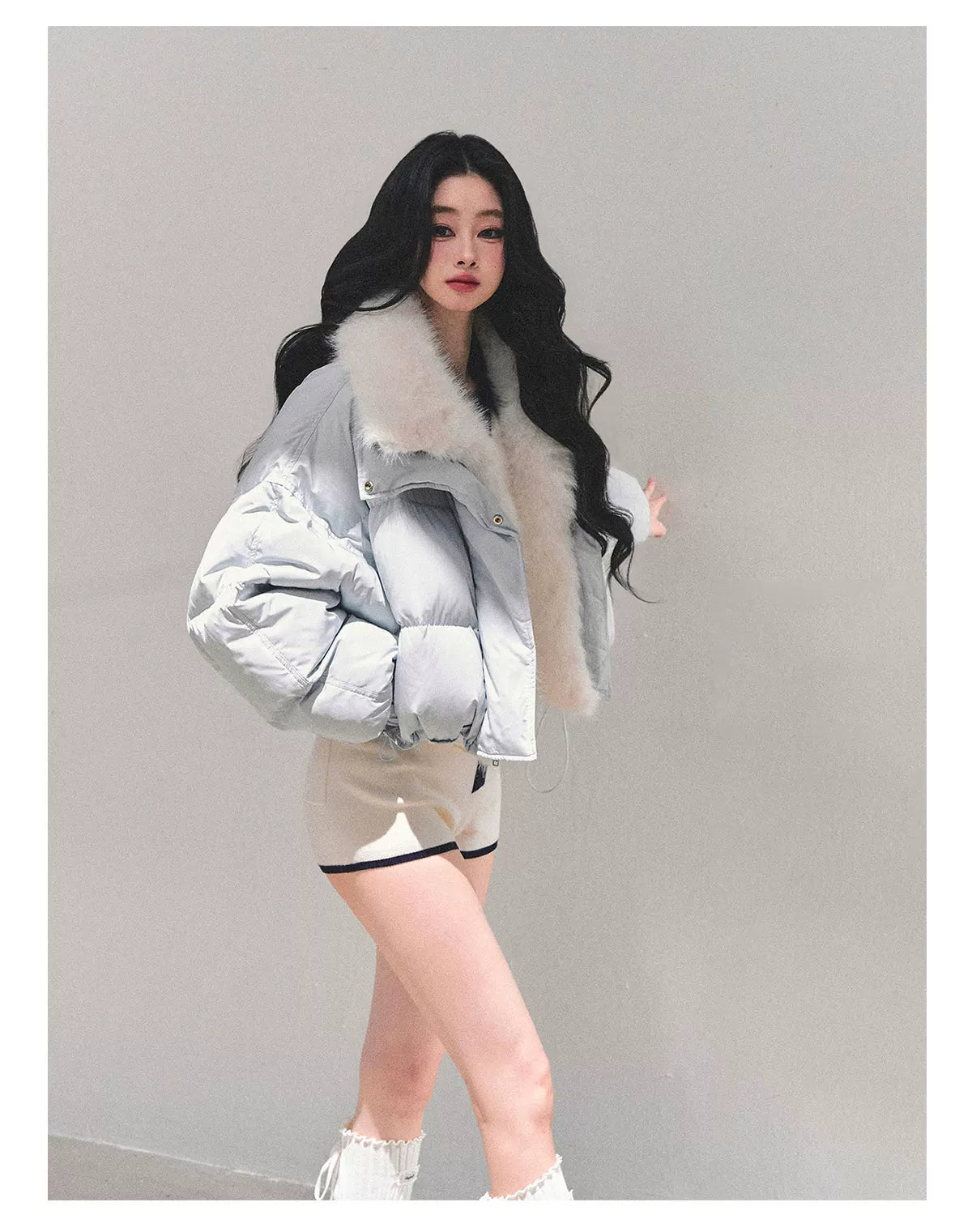 Short White Duck Down Puffer Jacket