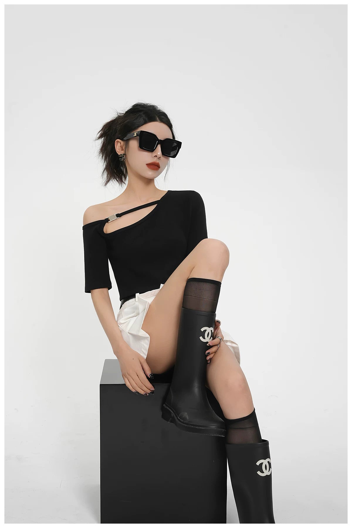 Asymmetric One-Shoulder Cropped Stretch T-Shirt