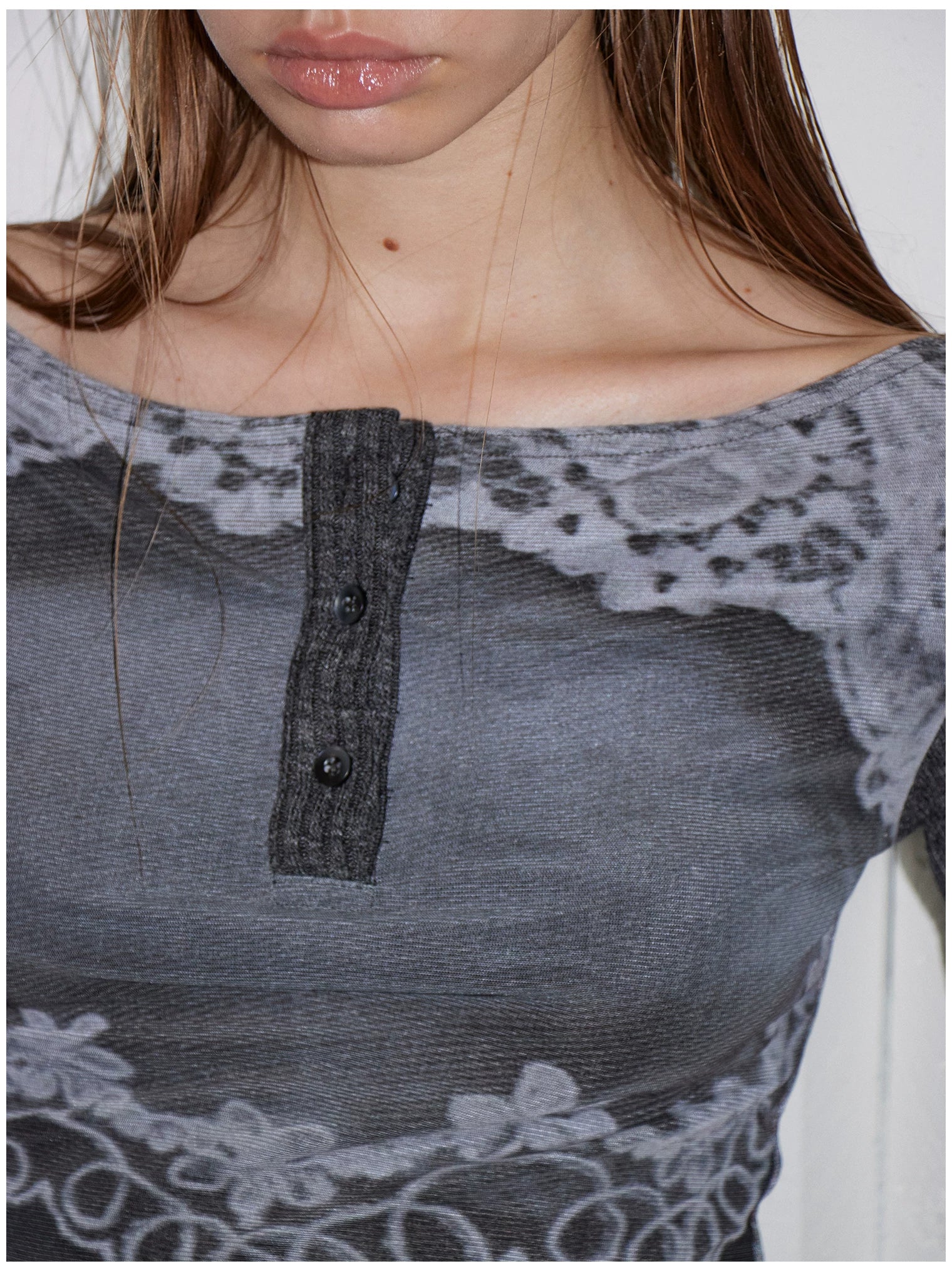 Reversible Face Print Henley Studded Sleeve Base Top